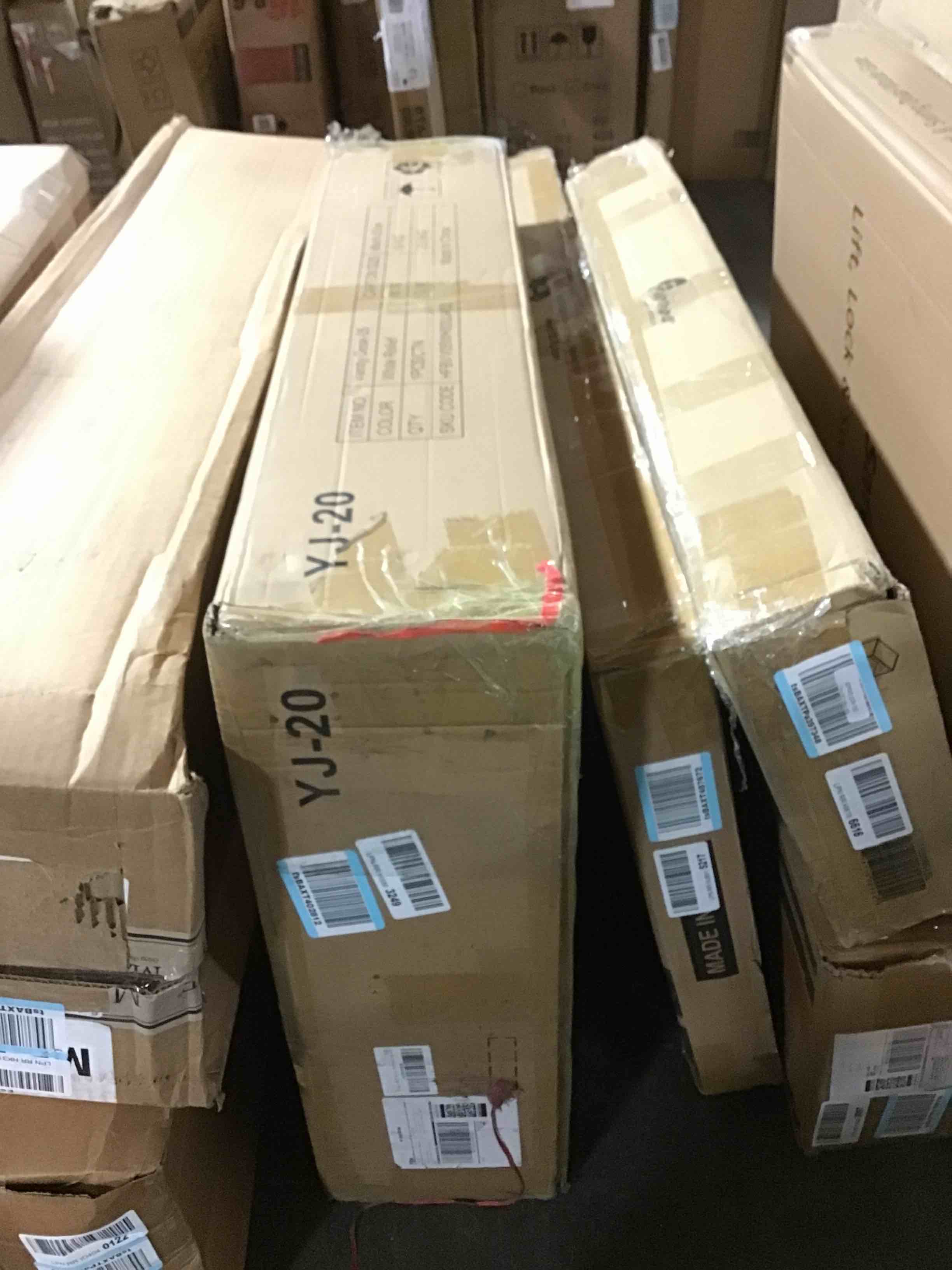 https://s3.amazonaws.com/lotting-images-prod/bidfta/GRN5100729_1706728580368.jpeg