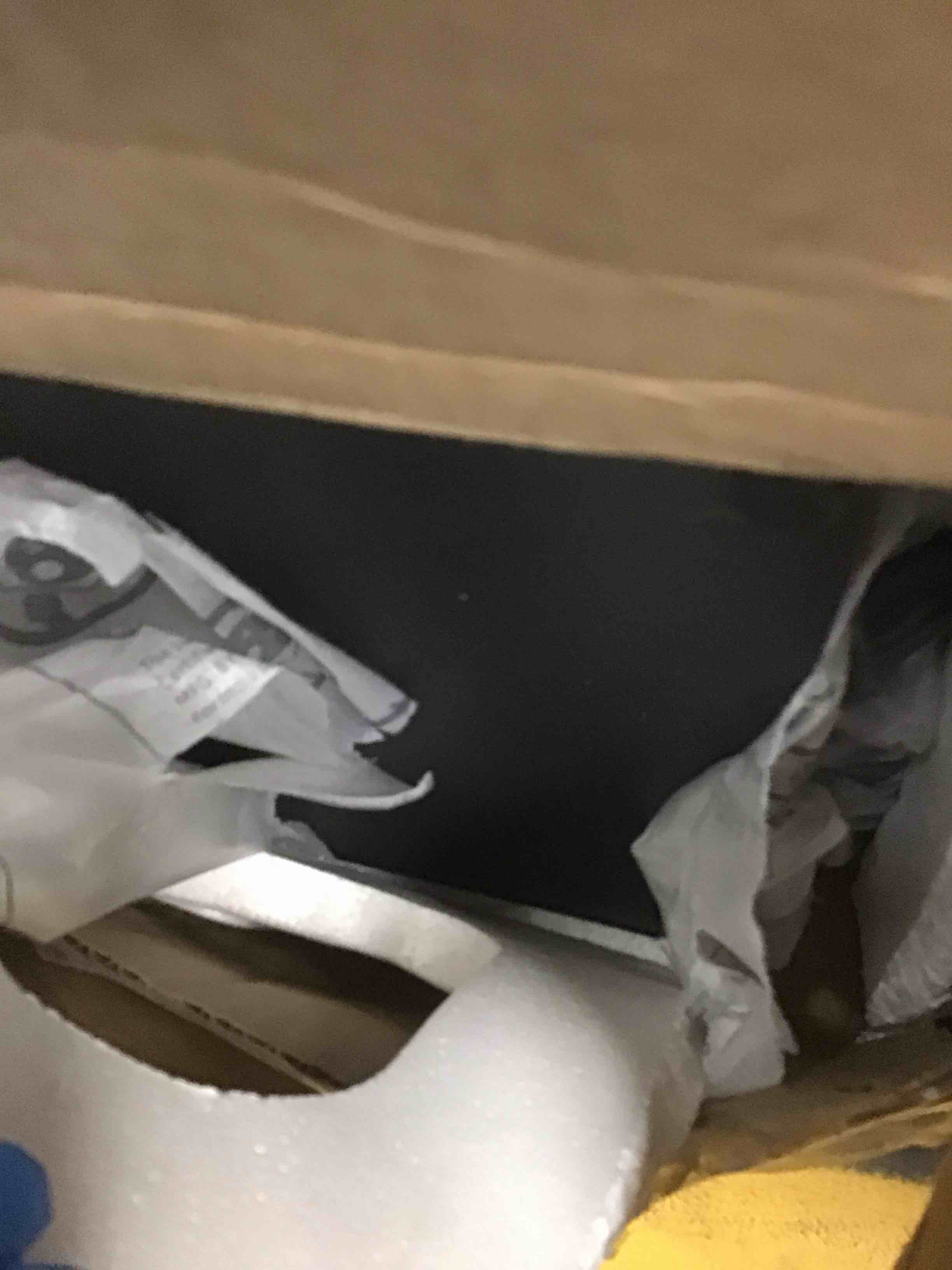 https://s3.amazonaws.com/lotting-images-prod/bidfta/GRN5103025_1711113814801.jpeg