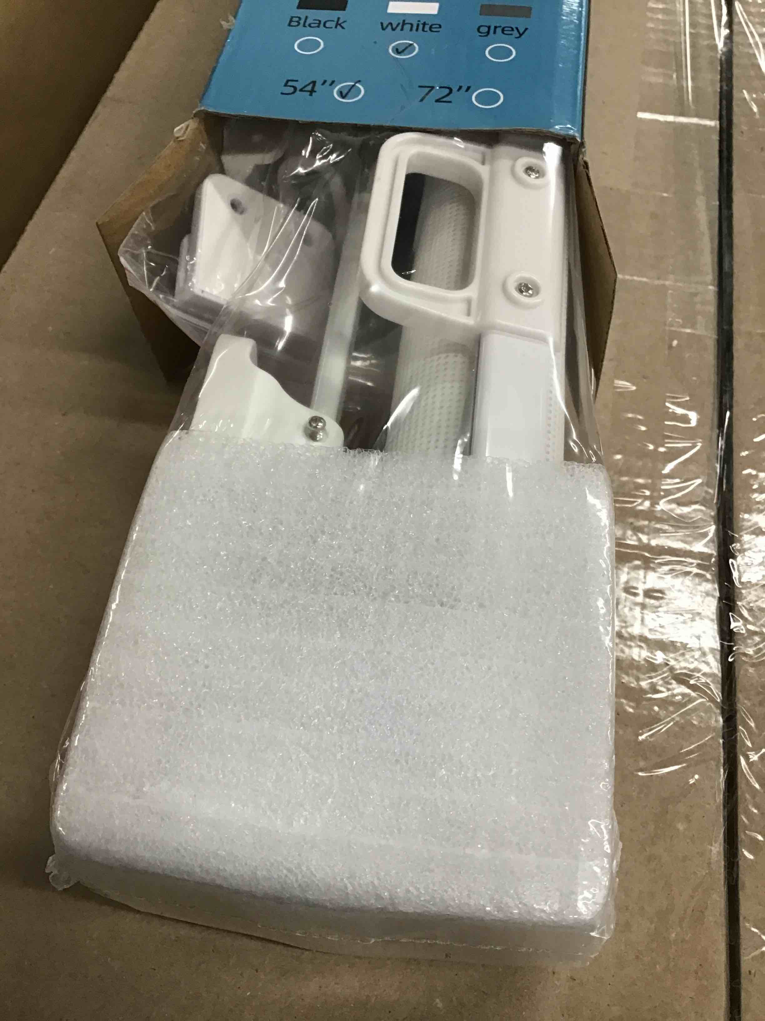 https://s3.amazonaws.com/lotting-images-prod/bidfta/GRN5105932_1709062736654.jpeg