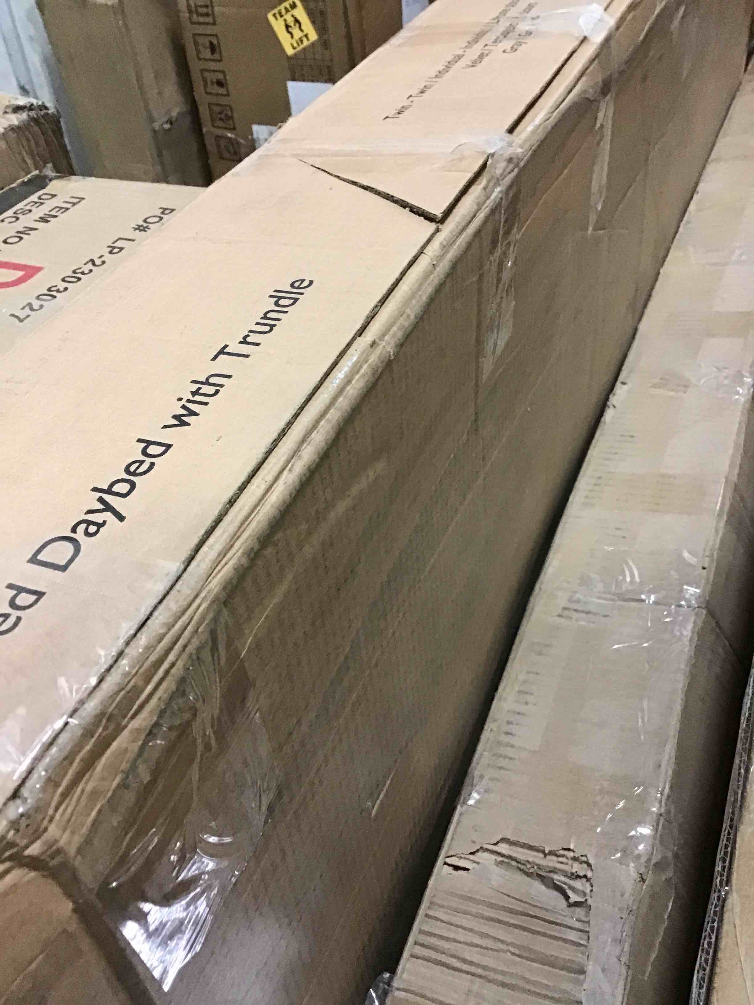https://s3.amazonaws.com/lotting-images-prod/bidfta/GRN5109990_1695056551375.jpeg