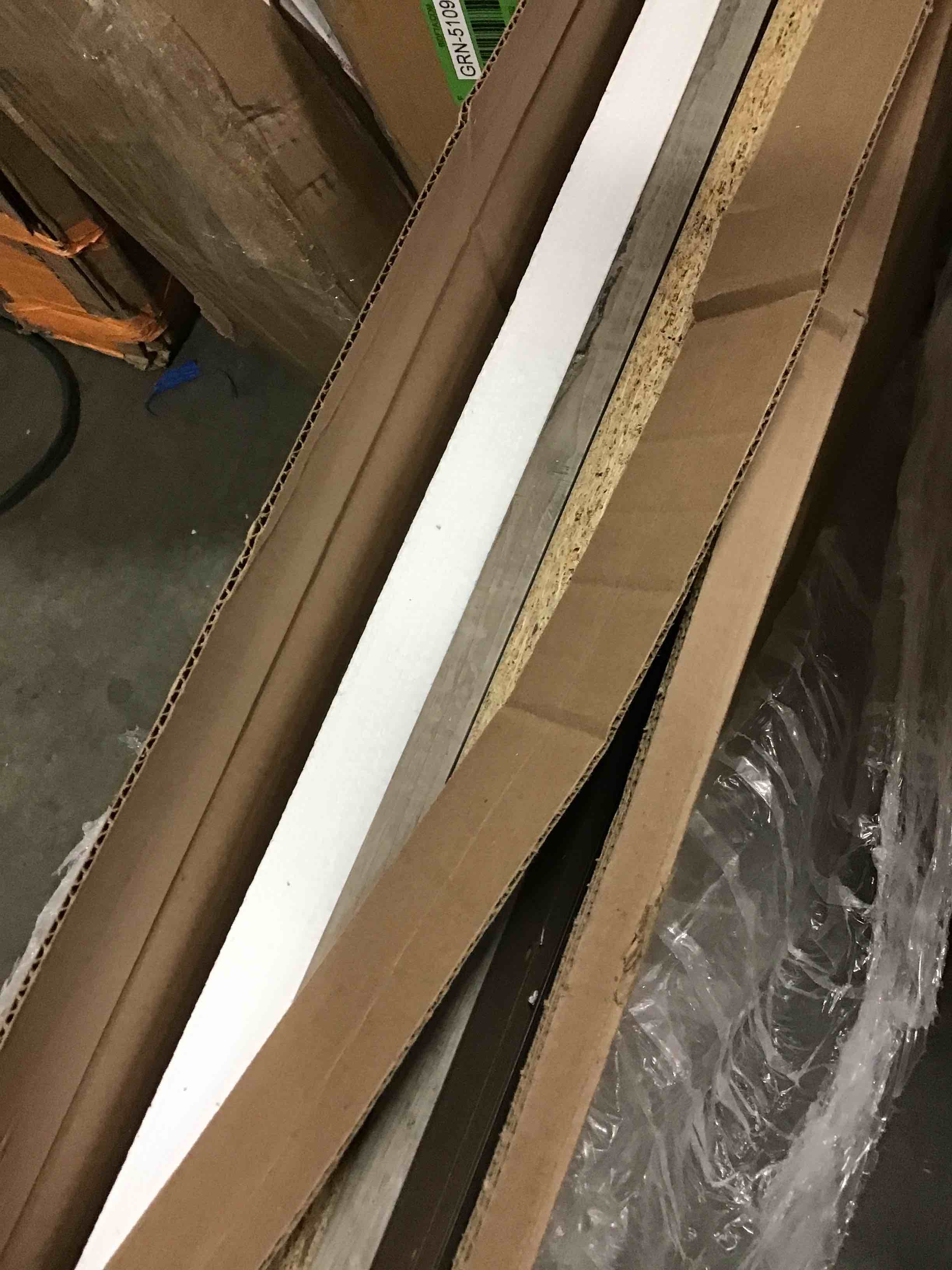 https://s3.amazonaws.com/lotting-images-prod/bidfta/GRN5109993_1695057371386.jpeg