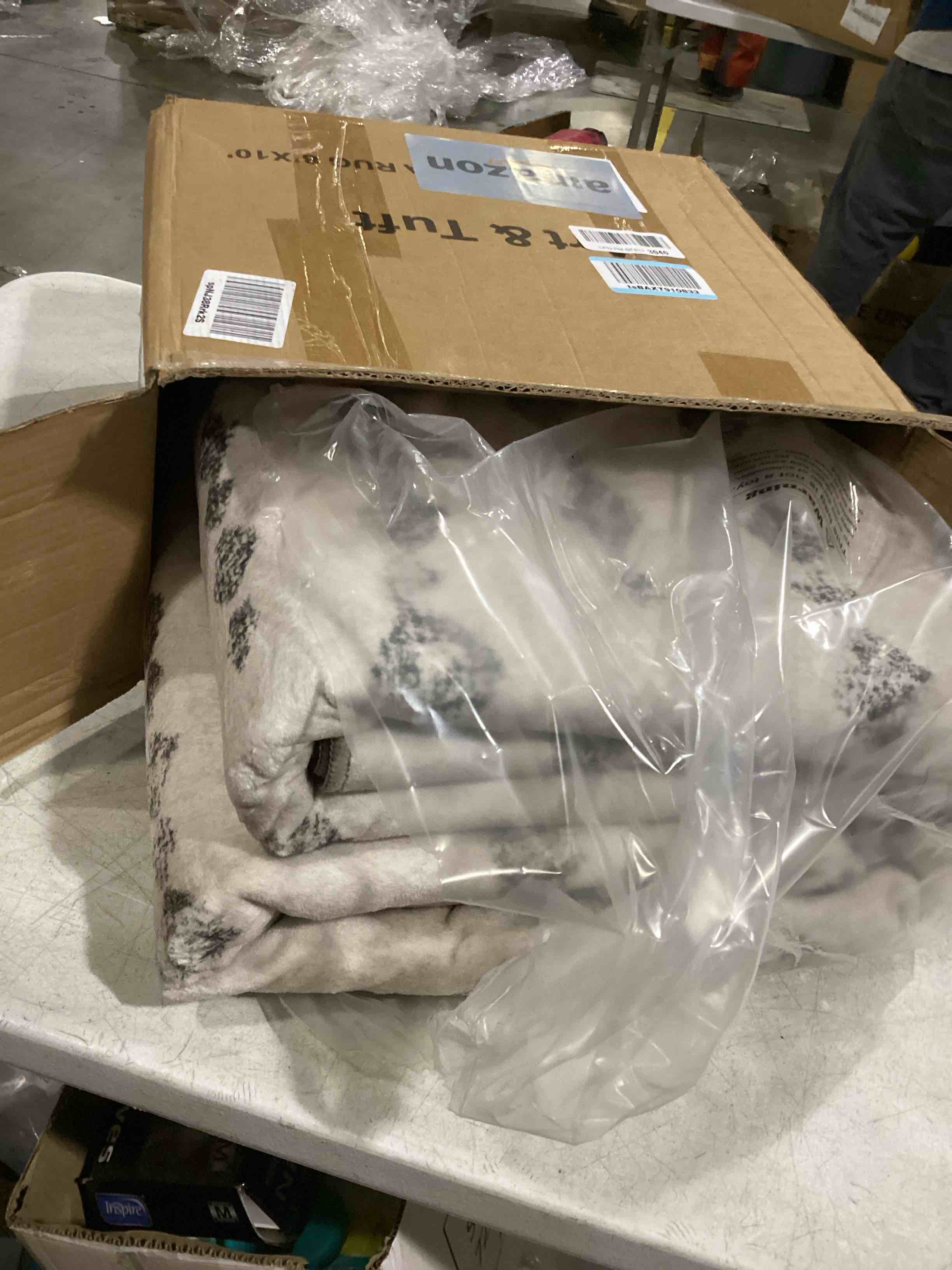 https://s3.amazonaws.com/lotting-images-prod/bidfta/GRN5133008_1724173688286.jpeg