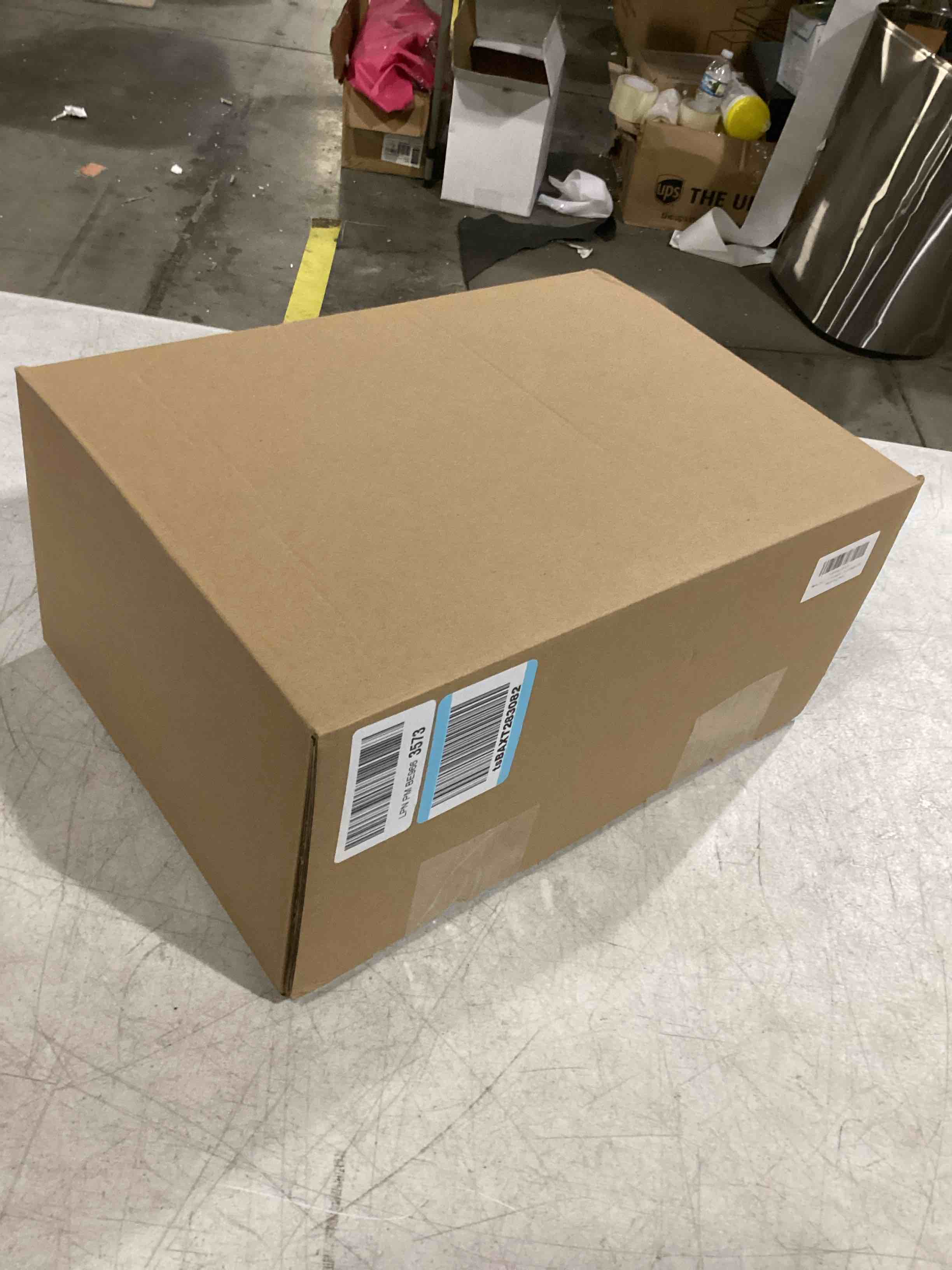 https://s3.amazonaws.com/lotting-images-prod/bidfta/GRN5133330_1724424339215.jpeg