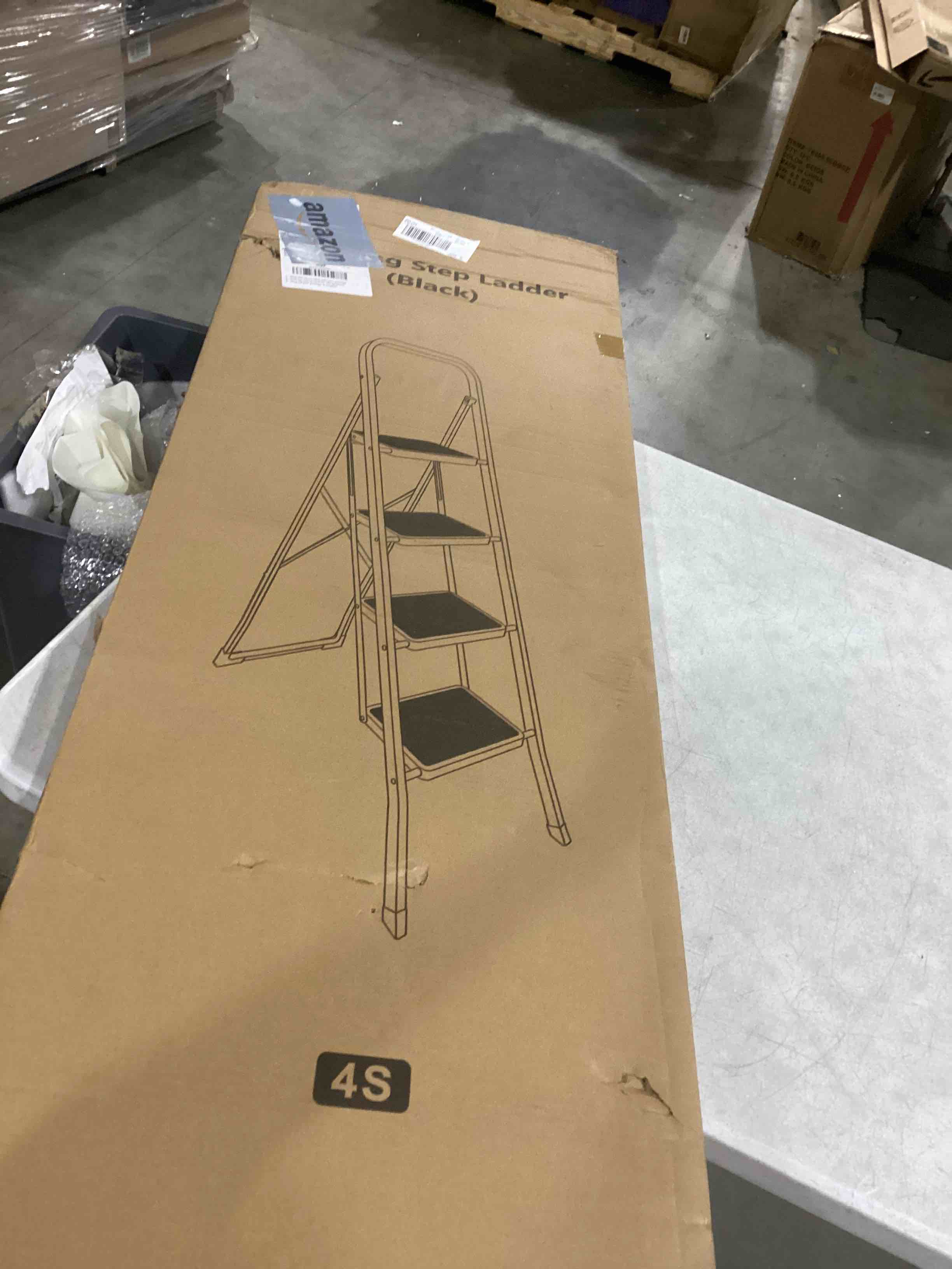 https://s3.amazonaws.com/lotting-images-prod/bidfta/GRN5134032_1718282980287.jpeg