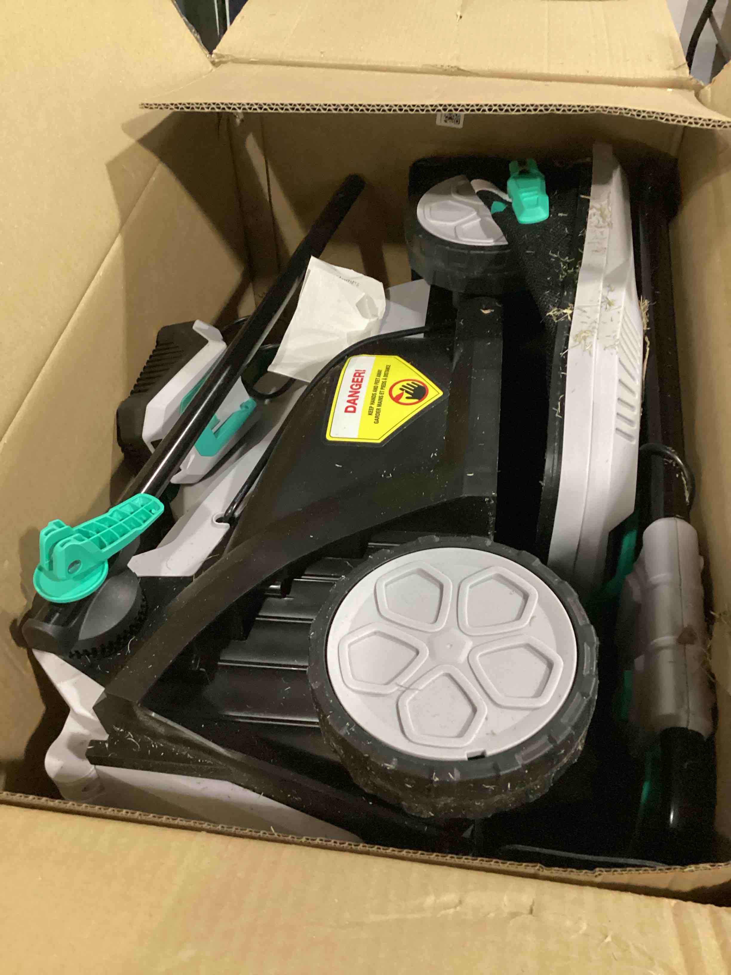 https://s3.amazonaws.com/lotting-images-prod/bidfta/GRN5135097_1718372872356.jpeg