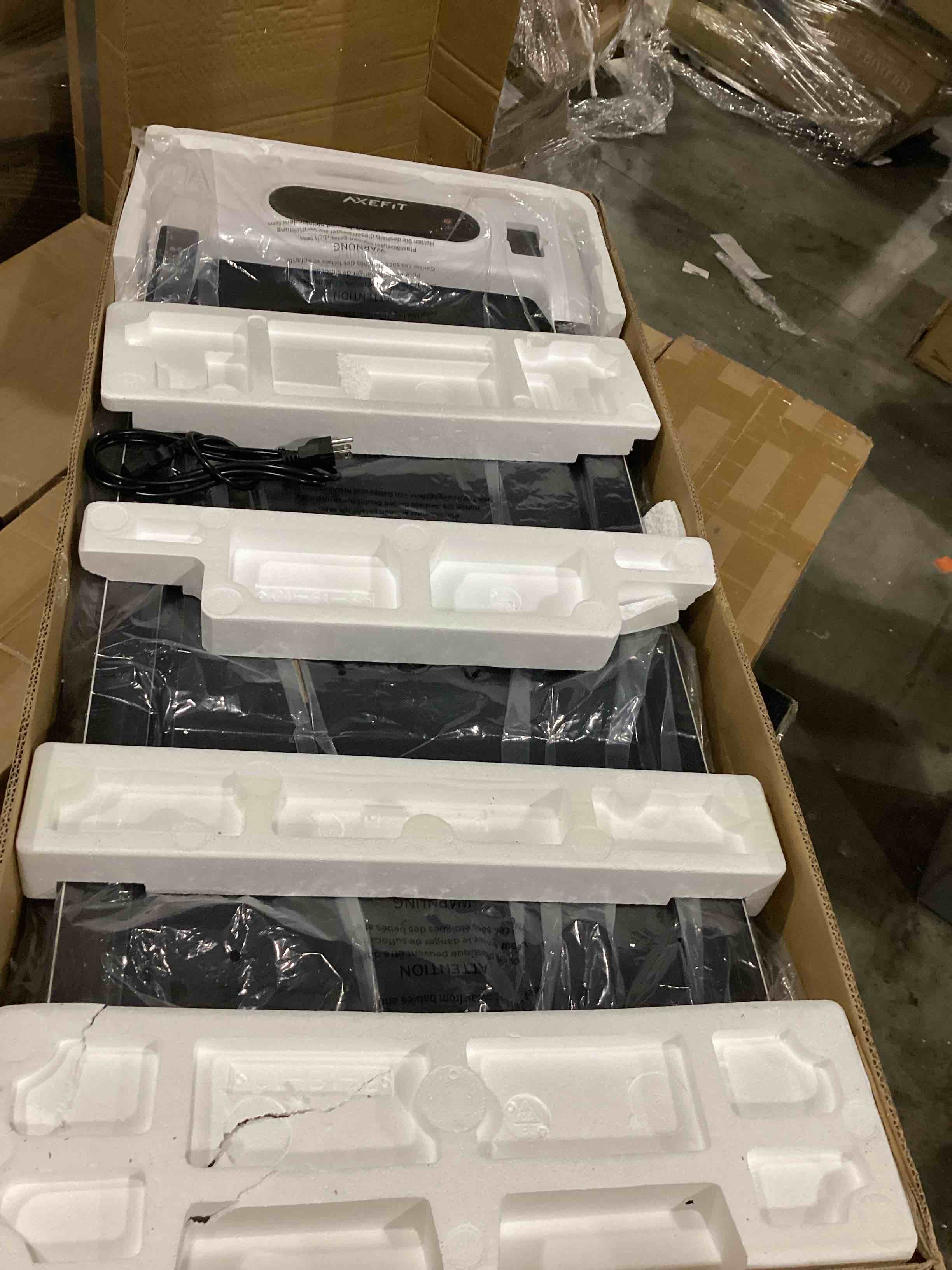 https://s3.amazonaws.com/lotting-images-prod/bidfta/GRN5135550_1718800109098.jpeg
