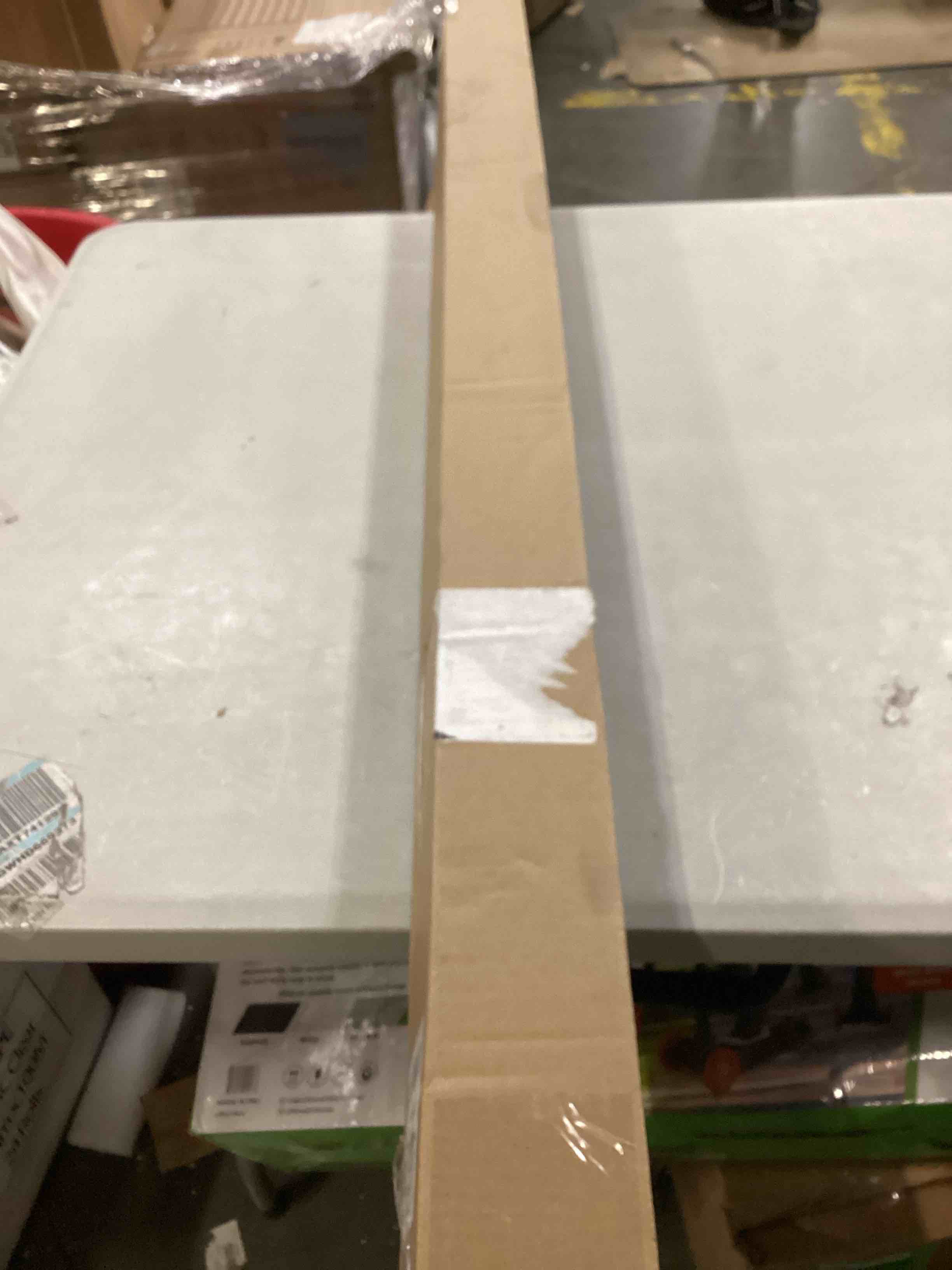 https://s3.amazonaws.com/lotting-images-prod/bidfta/GRN5138532_1718192515919.jpeg
