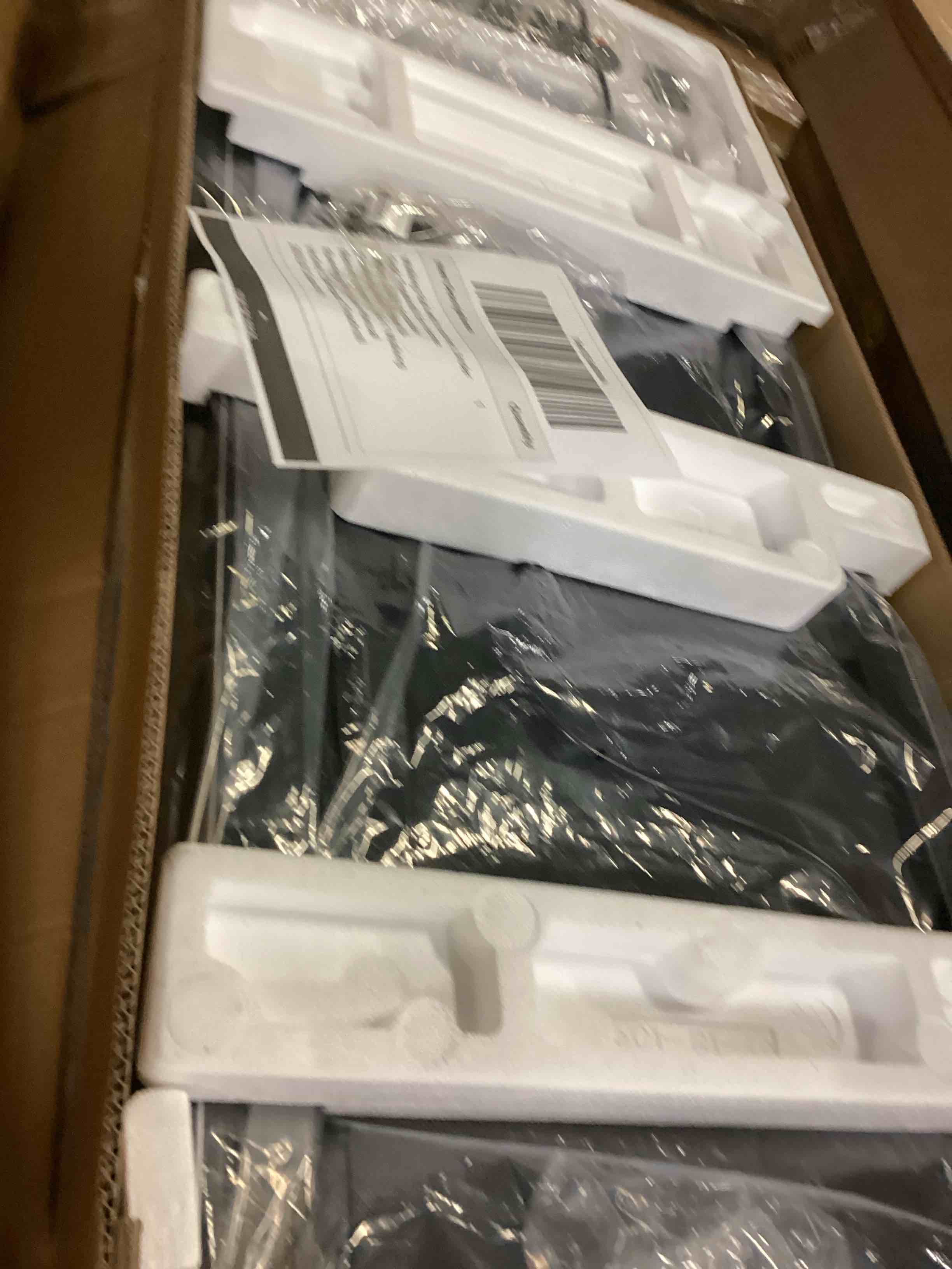 https://s3.amazonaws.com/lotting-images-prod/bidfta/GRN5139422_1718809051146.jpeg