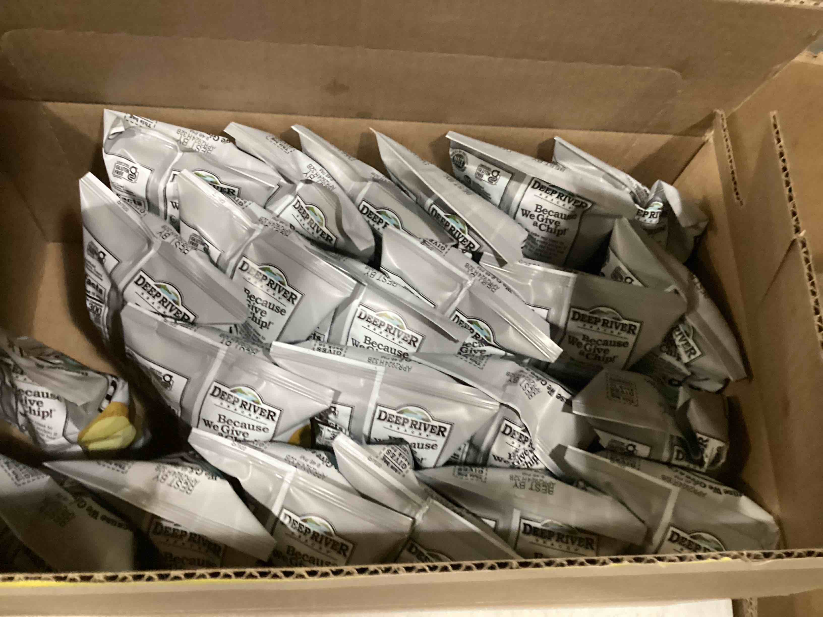 https://s3.amazonaws.com/lotting-images-prod/bidfta/GRN5139703_1718107116906.jpeg