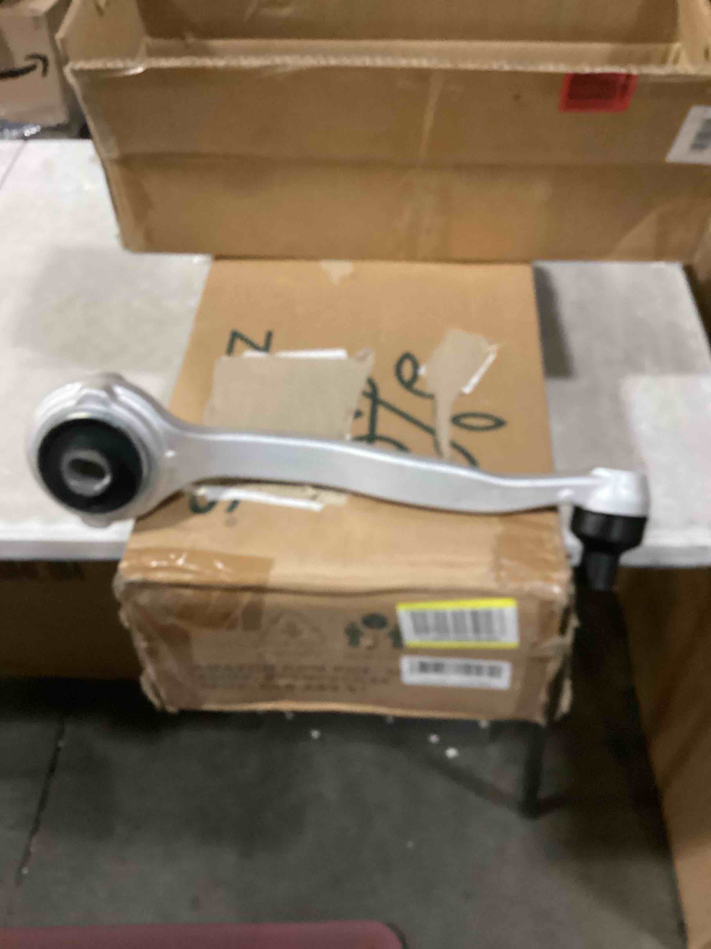 https://s3.amazonaws.com/lotting-images-prod/bidfta/GRN5140784_1718981130581.jpeg