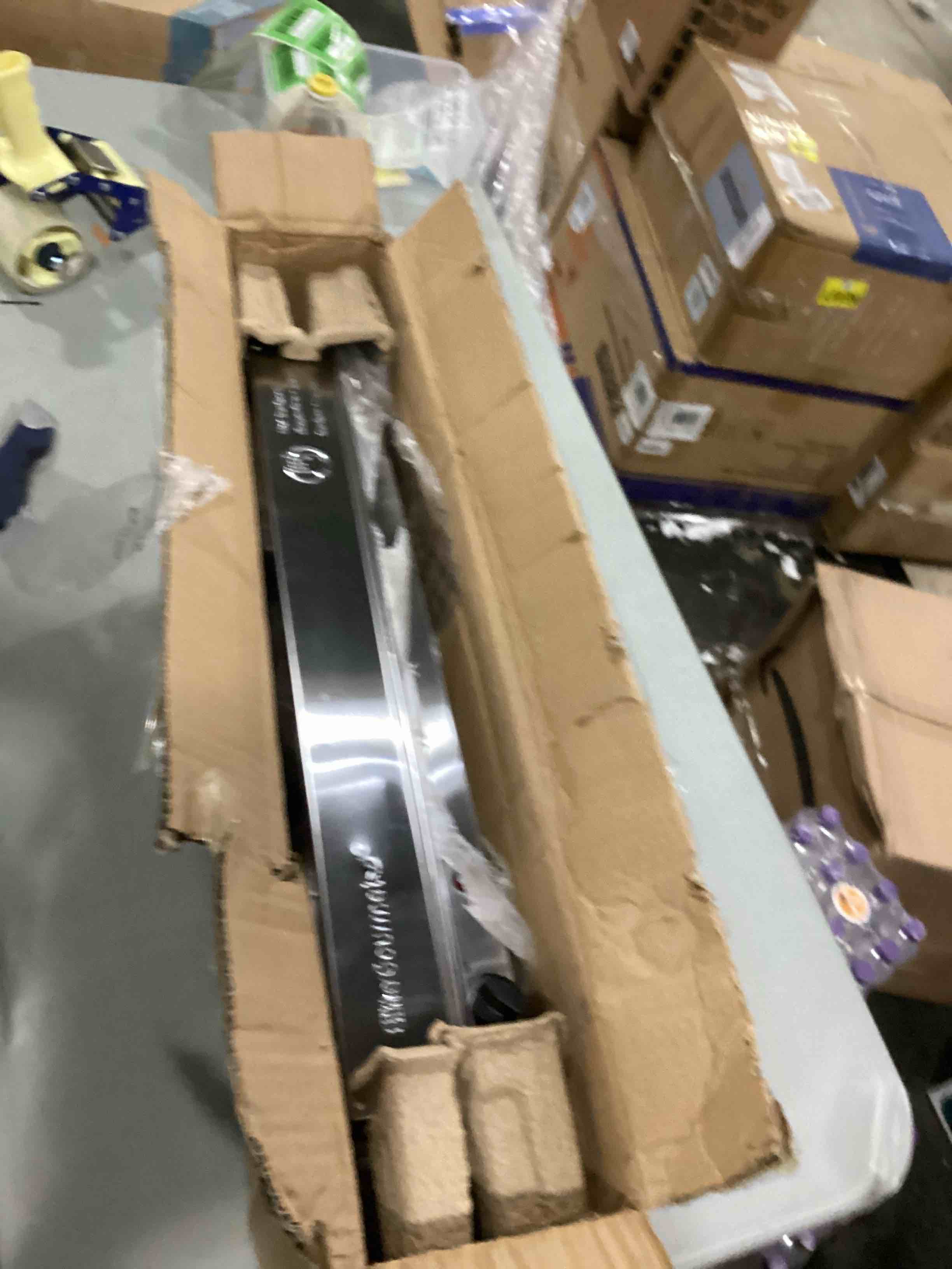 https://s3.amazonaws.com/lotting-images-prod/bidfta/GRN5141465_1719316461789.jpeg