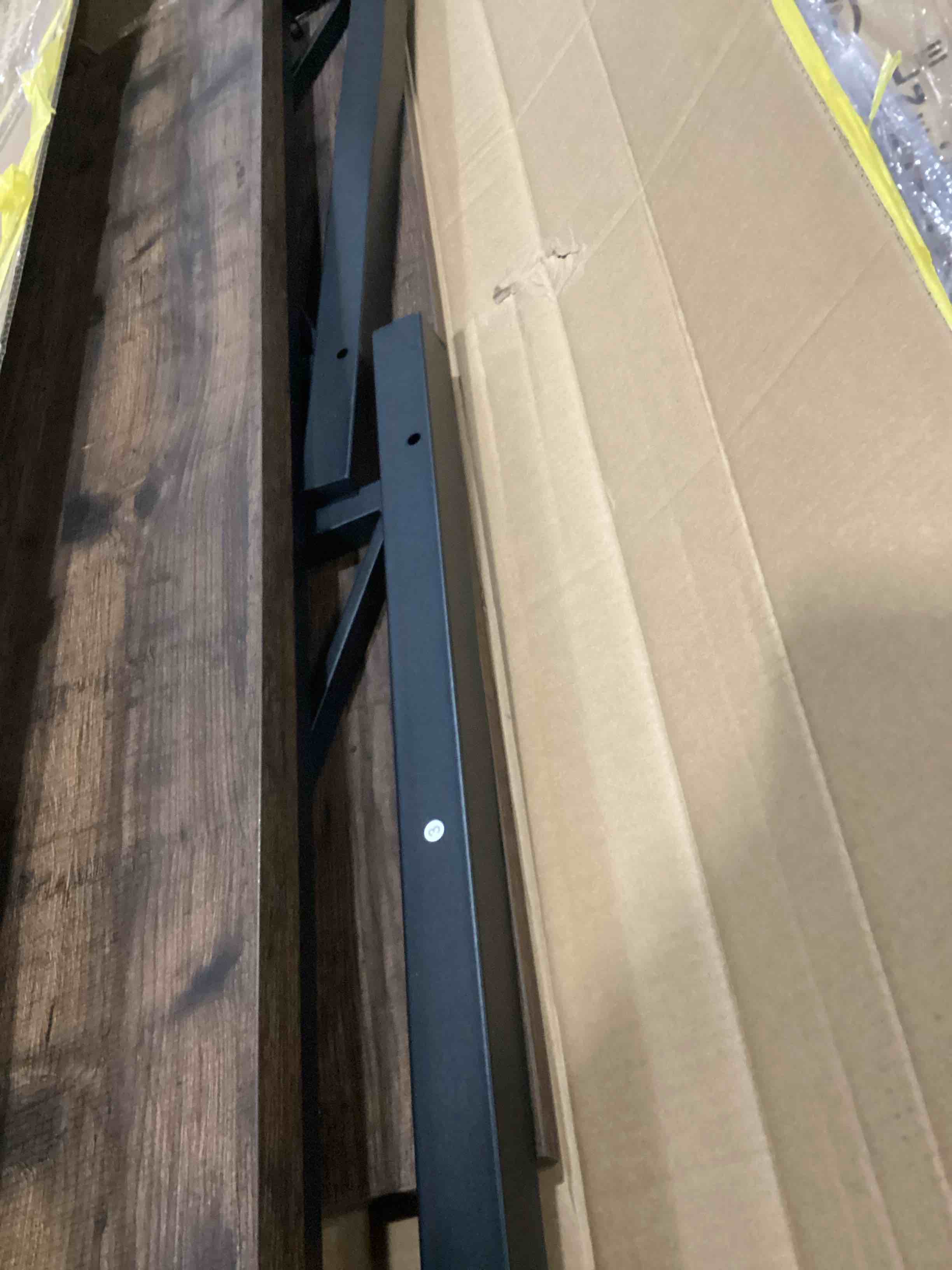 https://s3.amazonaws.com/lotting-images-prod/bidfta/GRN5141964_1722255967145.jpeg