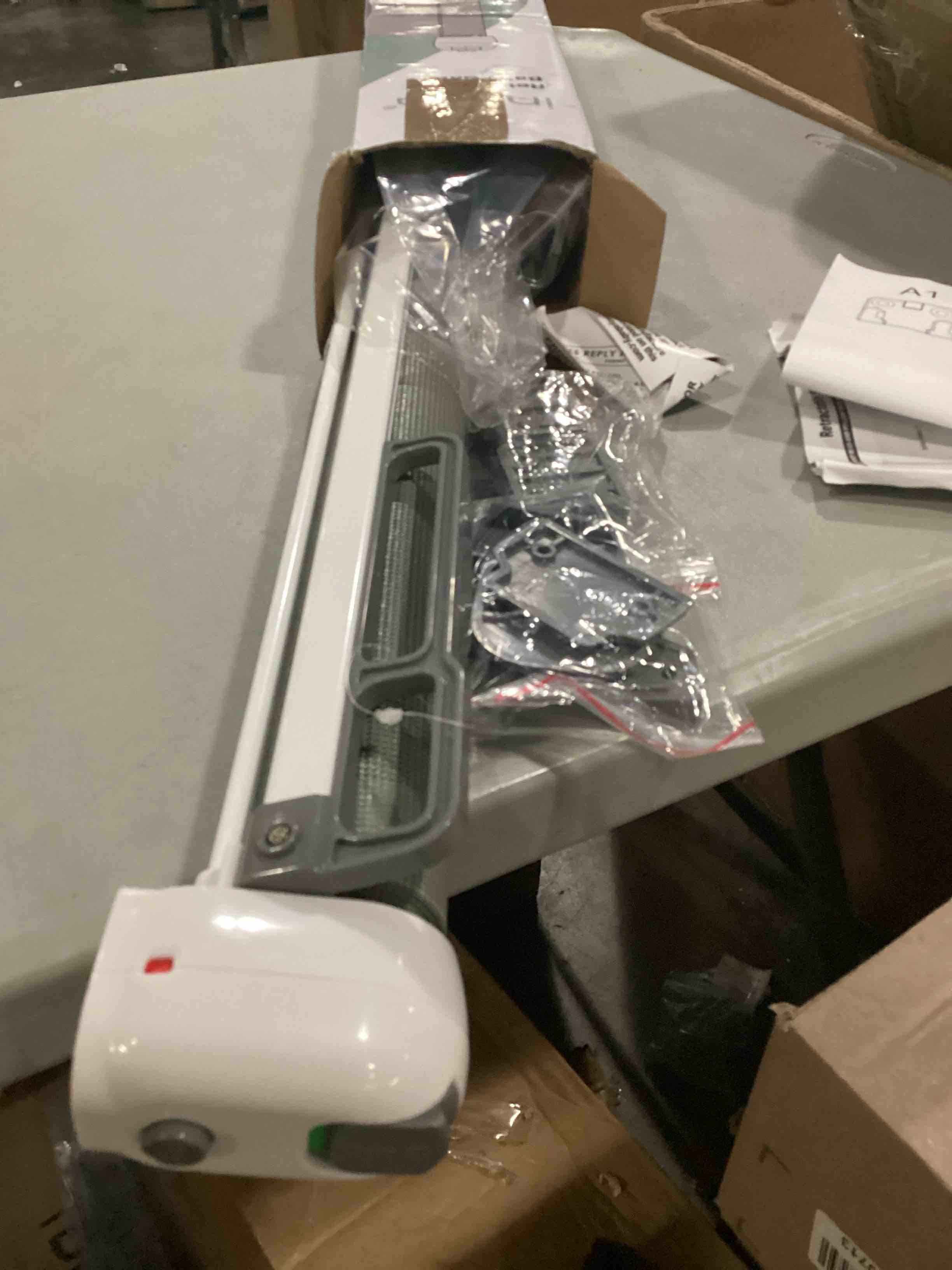 https://s3.amazonaws.com/lotting-images-prod/bidfta/GRN5142254_1722537466229.jpeg