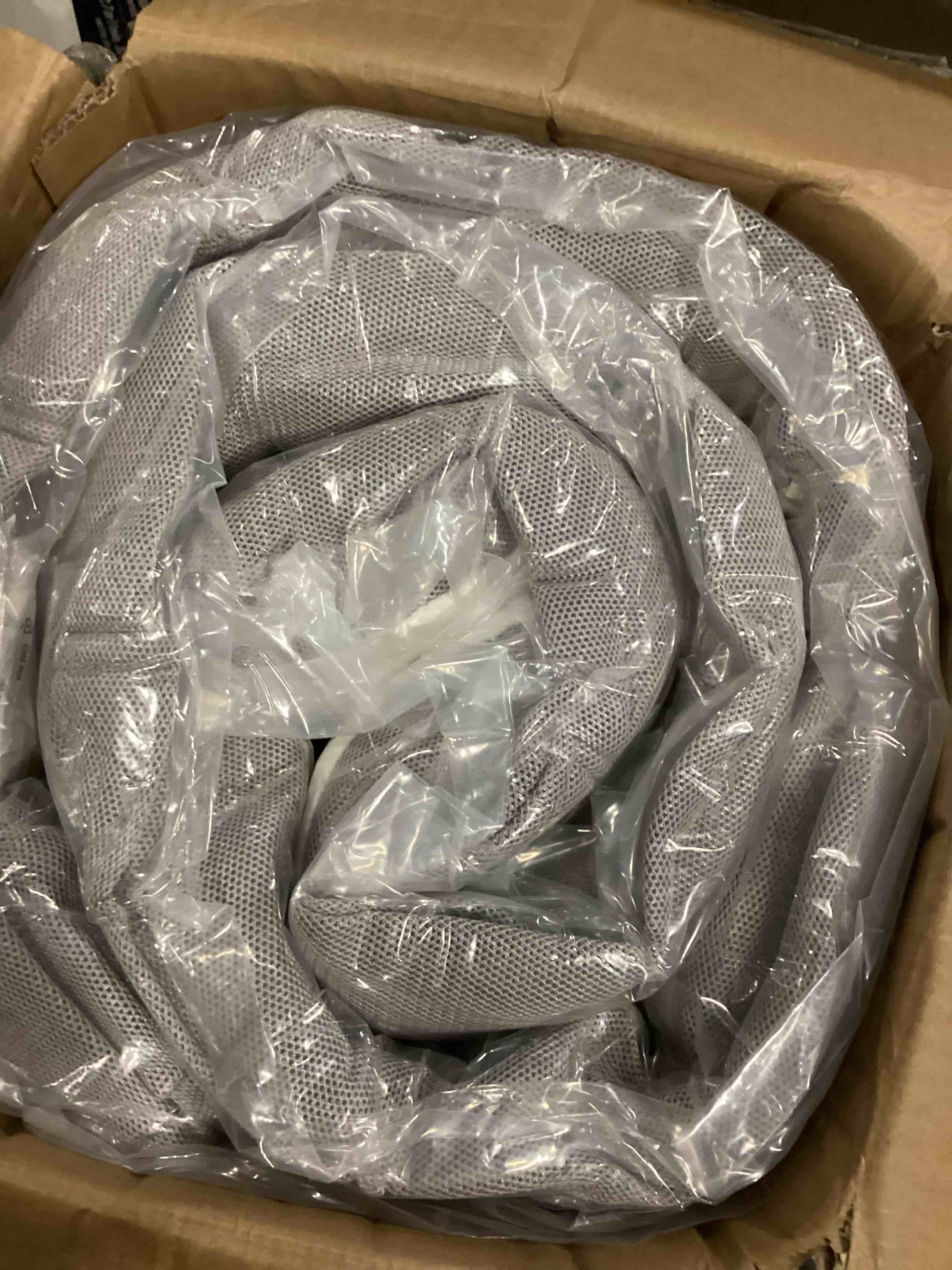 https://s3.amazonaws.com/lotting-images-prod/bidfta/GRN5142421_1722864987377.jpeg
