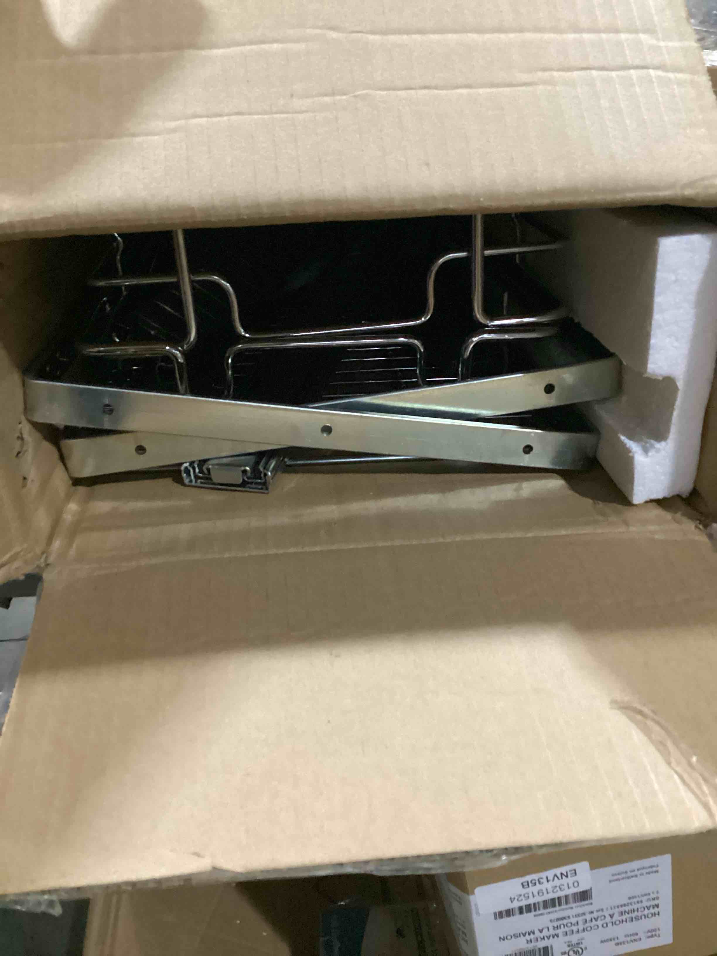 https://s3.amazonaws.com/lotting-images-prod/bidfta/GRN5142446_1717688334487.jpeg