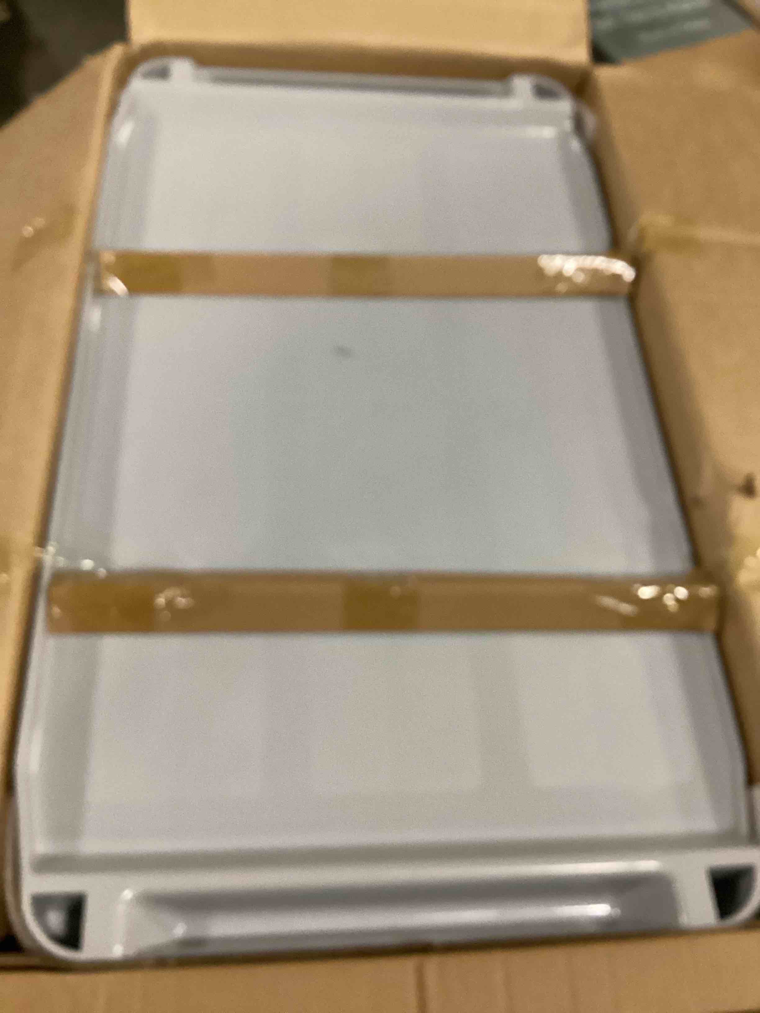https://s3.amazonaws.com/lotting-images-prod/bidfta/GRN5143858_1719402320622.jpeg
