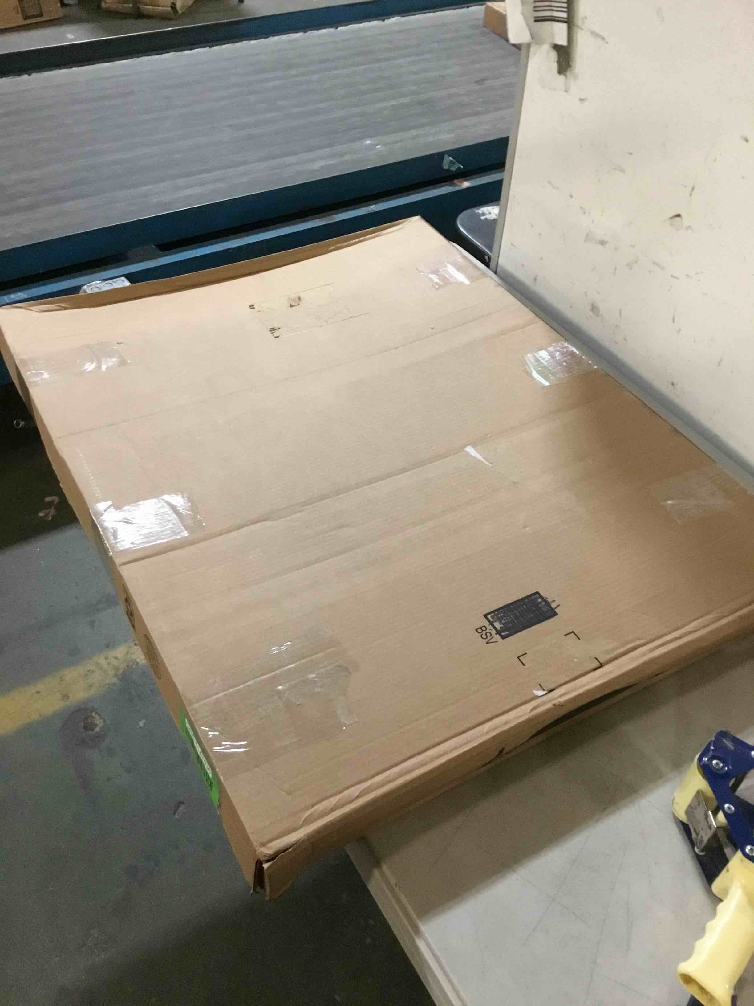 https://s3.amazonaws.com/lotting-images-prod/bidfta/GRN5147836_1696245438027.jpeg