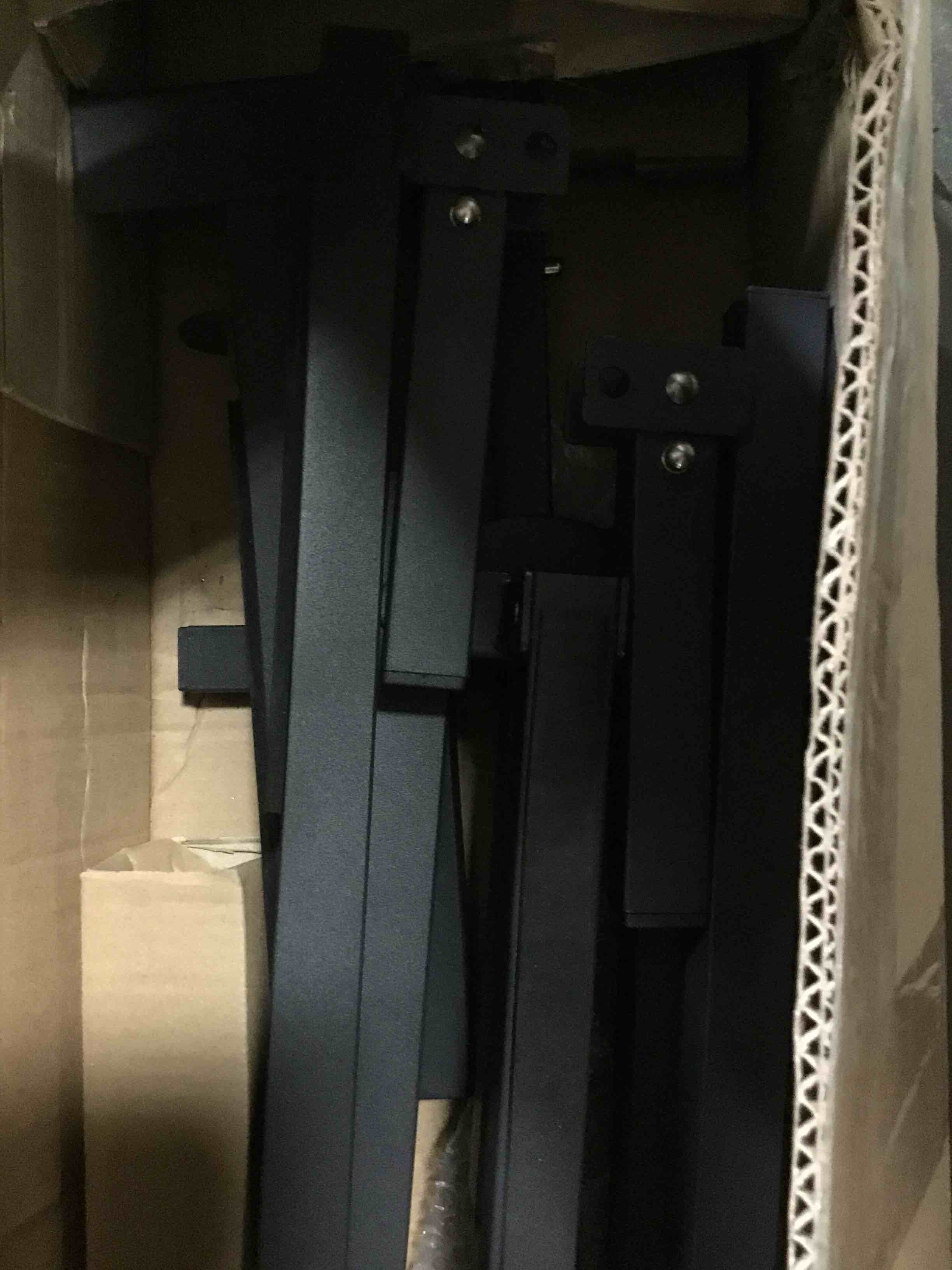https://s3.amazonaws.com/lotting-images-prod/bidfta/GRN5148271_1696435237865.jpeg