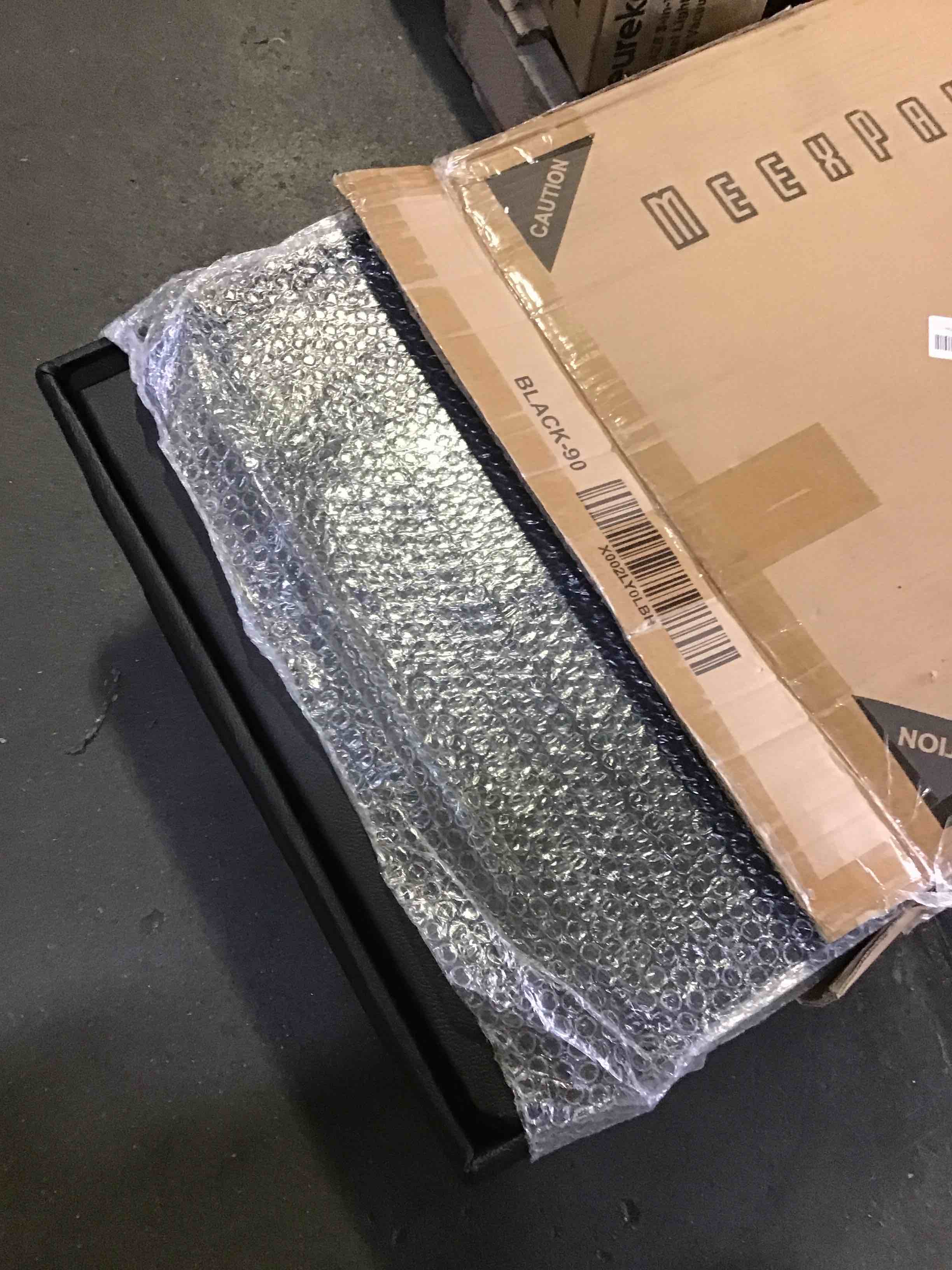 https://s3.amazonaws.com/lotting-images-prod/bidfta/GRN5148807_1695319076232.jpeg