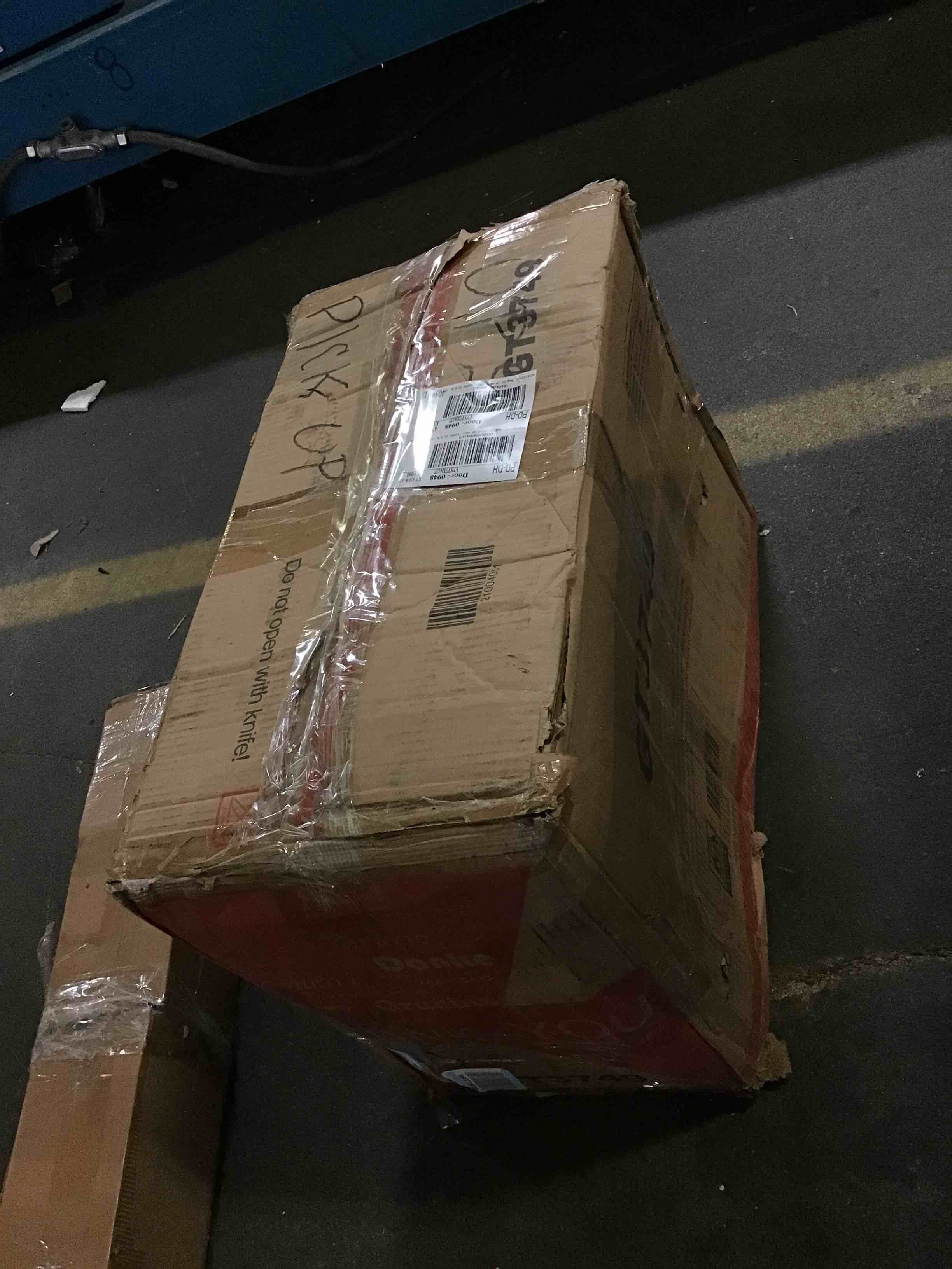 https://s3.amazonaws.com/lotting-images-prod/bidfta/GRN5149949_1695051034787.jpeg