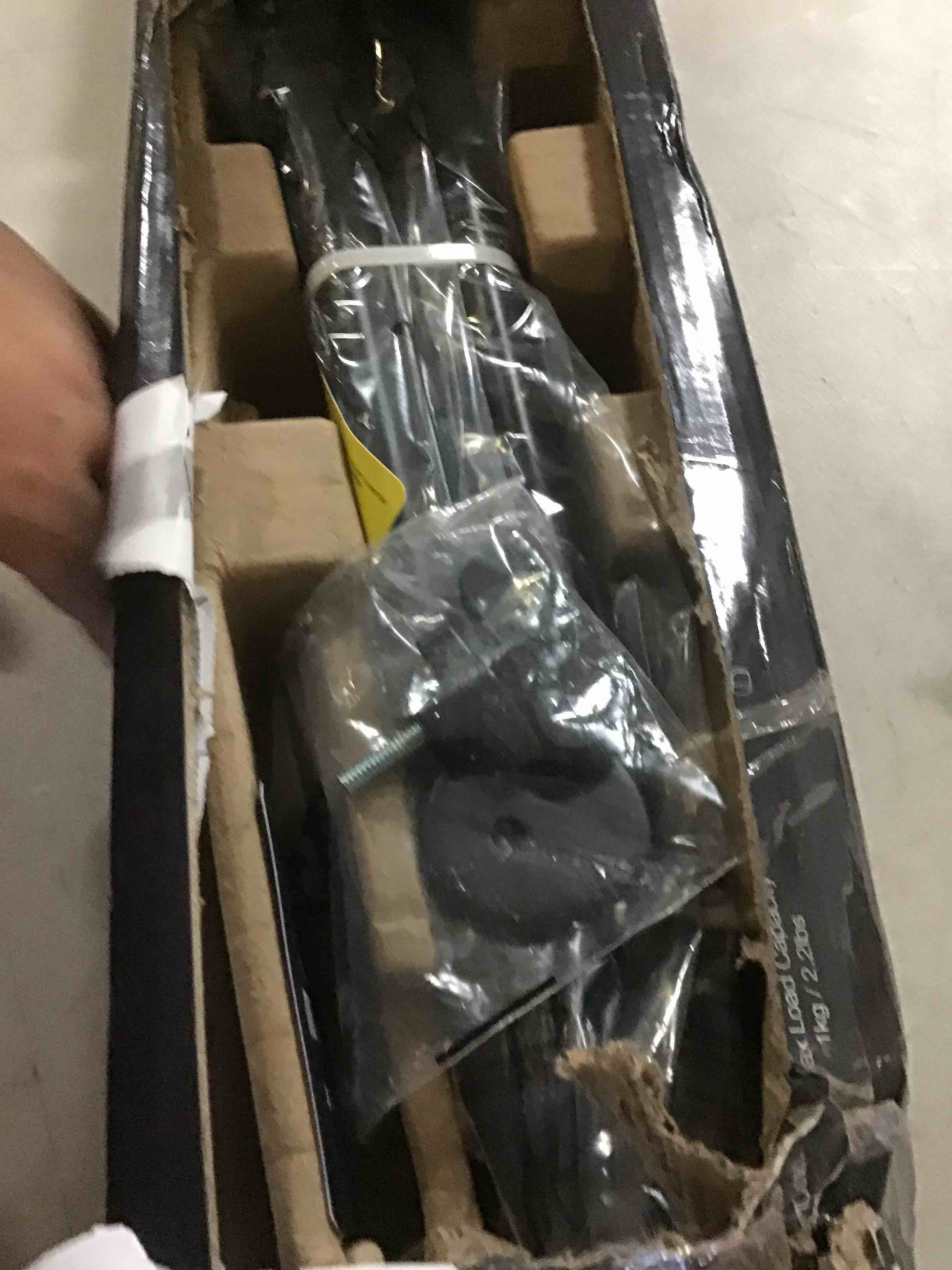 https://s3.amazonaws.com/lotting-images-prod/bidfta/GRN5150931_1695408693927.jpeg