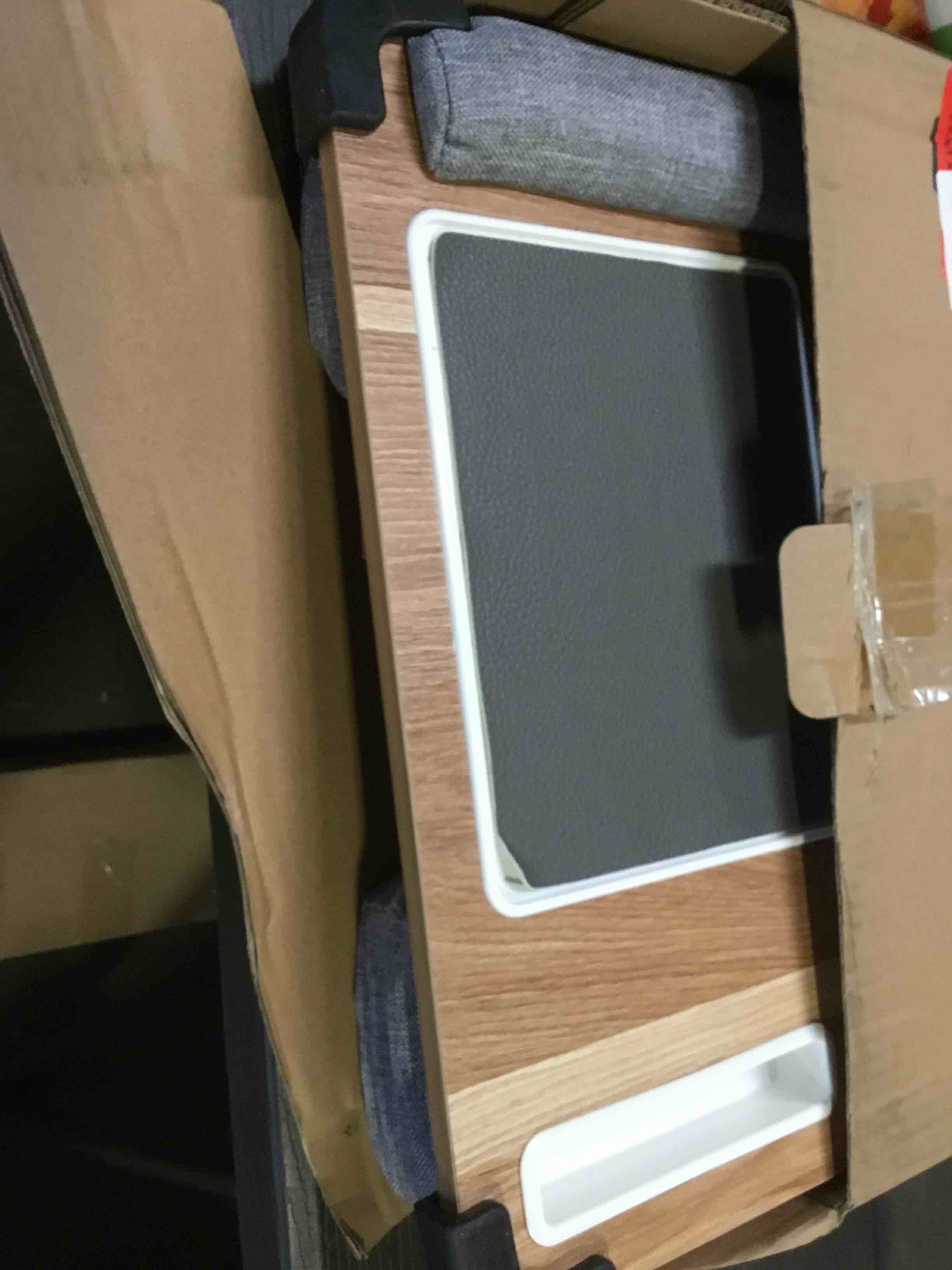 https://s3.amazonaws.com/lotting-images-prod/bidfta/GRN5151806_1695388725346.jpeg