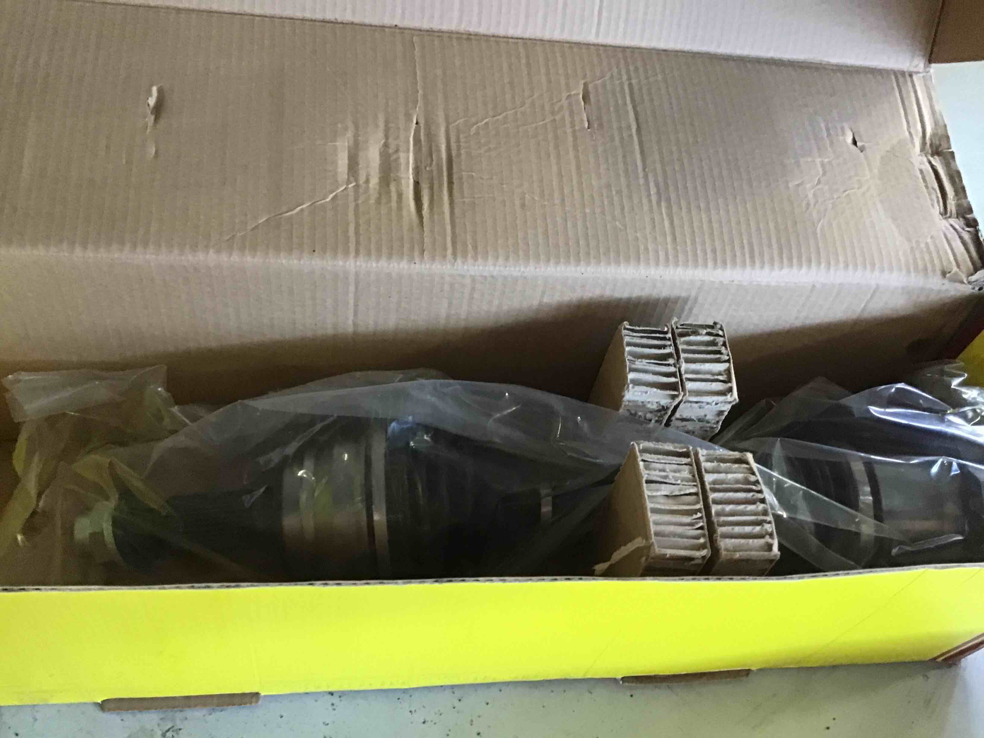 https://s3.amazonaws.com/lotting-images-prod/bidfta/GRN5154633_1695240853042.jpeg