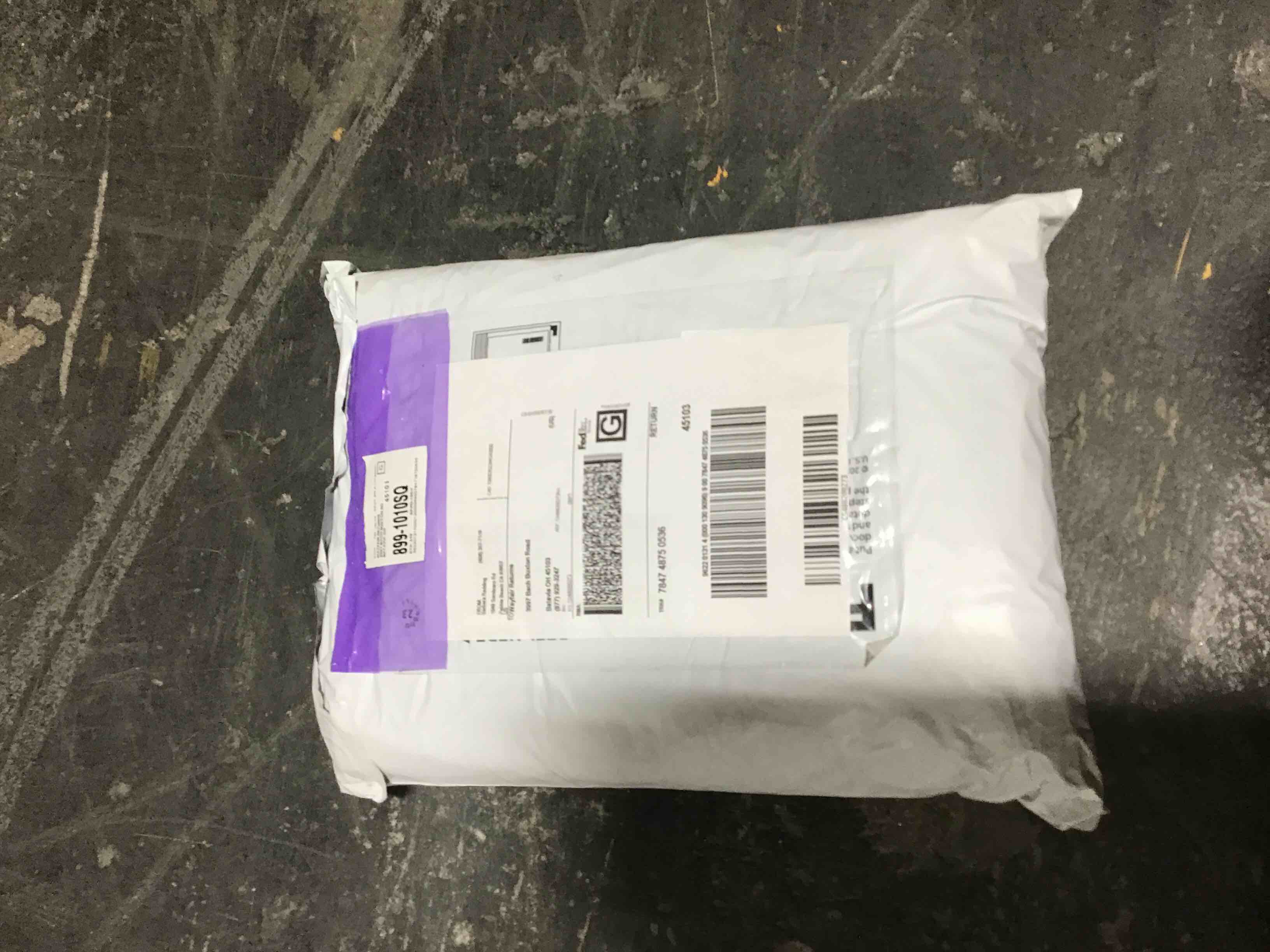 https://s3.amazonaws.com/lotting-images-prod/bidfta/GRN5156324_1697487063358.jpeg