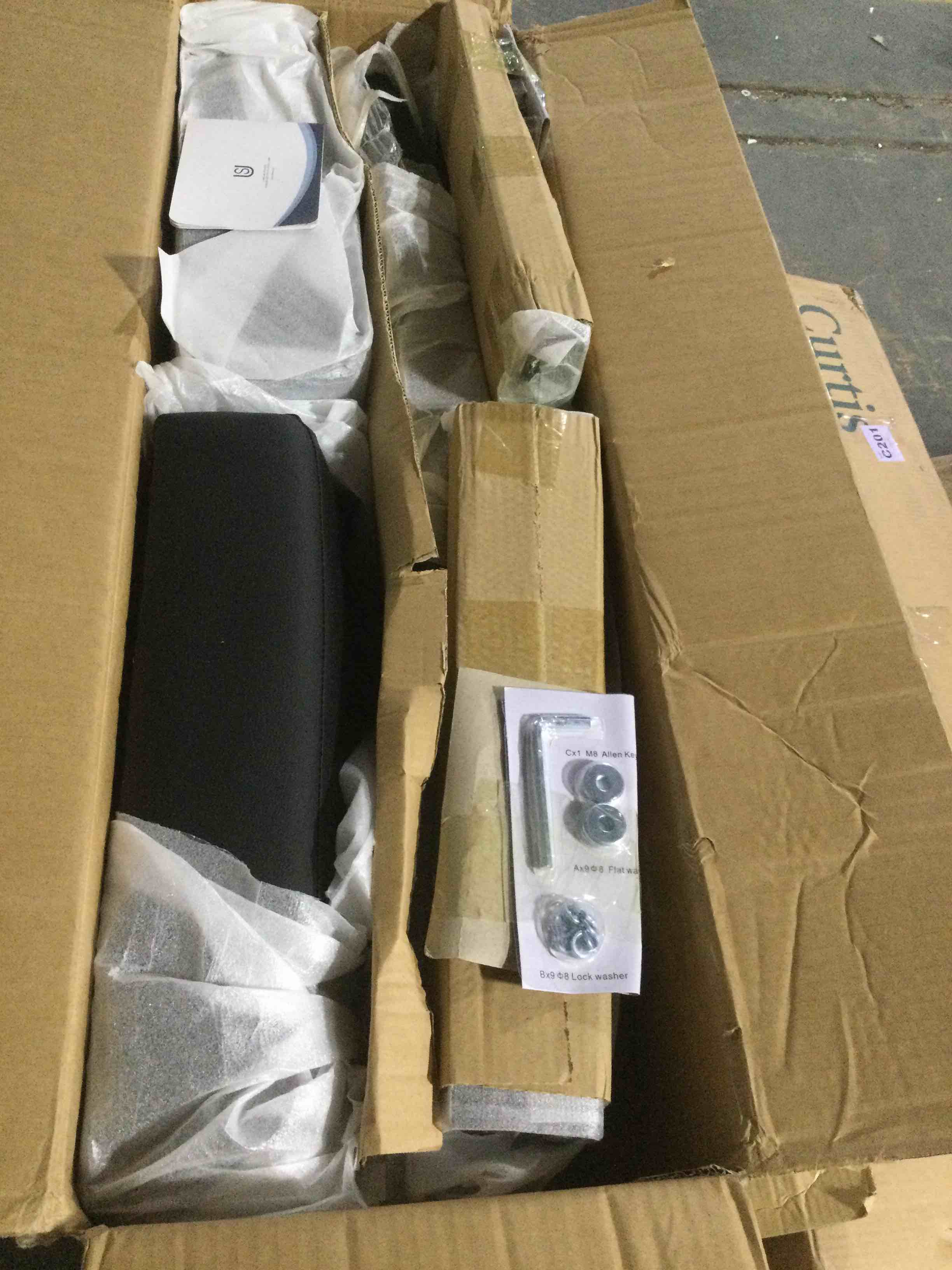https://s3.amazonaws.com/lotting-images-prod/bidfta/GRN5156862_1700595737802.jpeg
