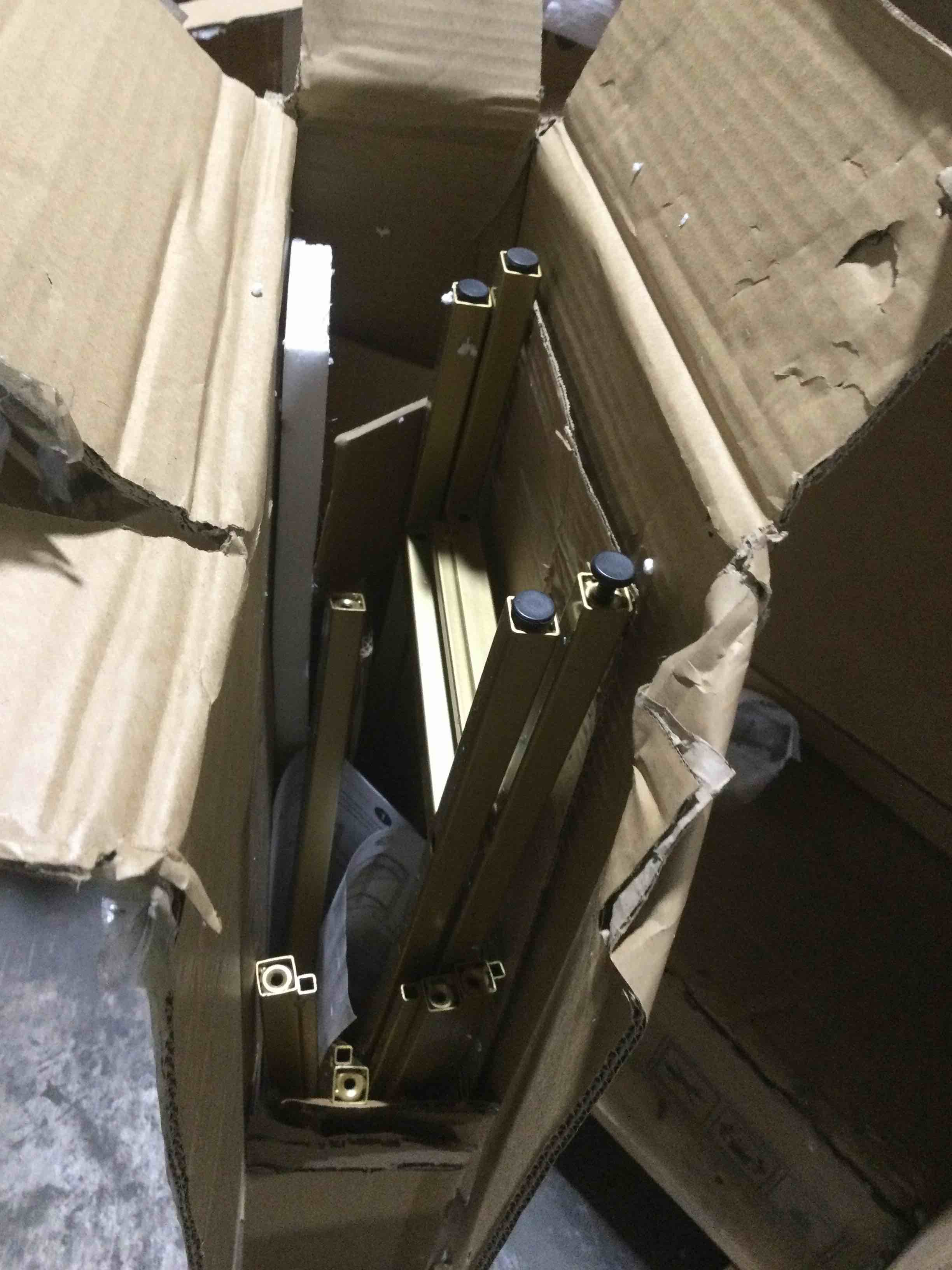 https://s3.amazonaws.com/lotting-images-prod/bidfta/GRN5157010_1701793873117.jpeg