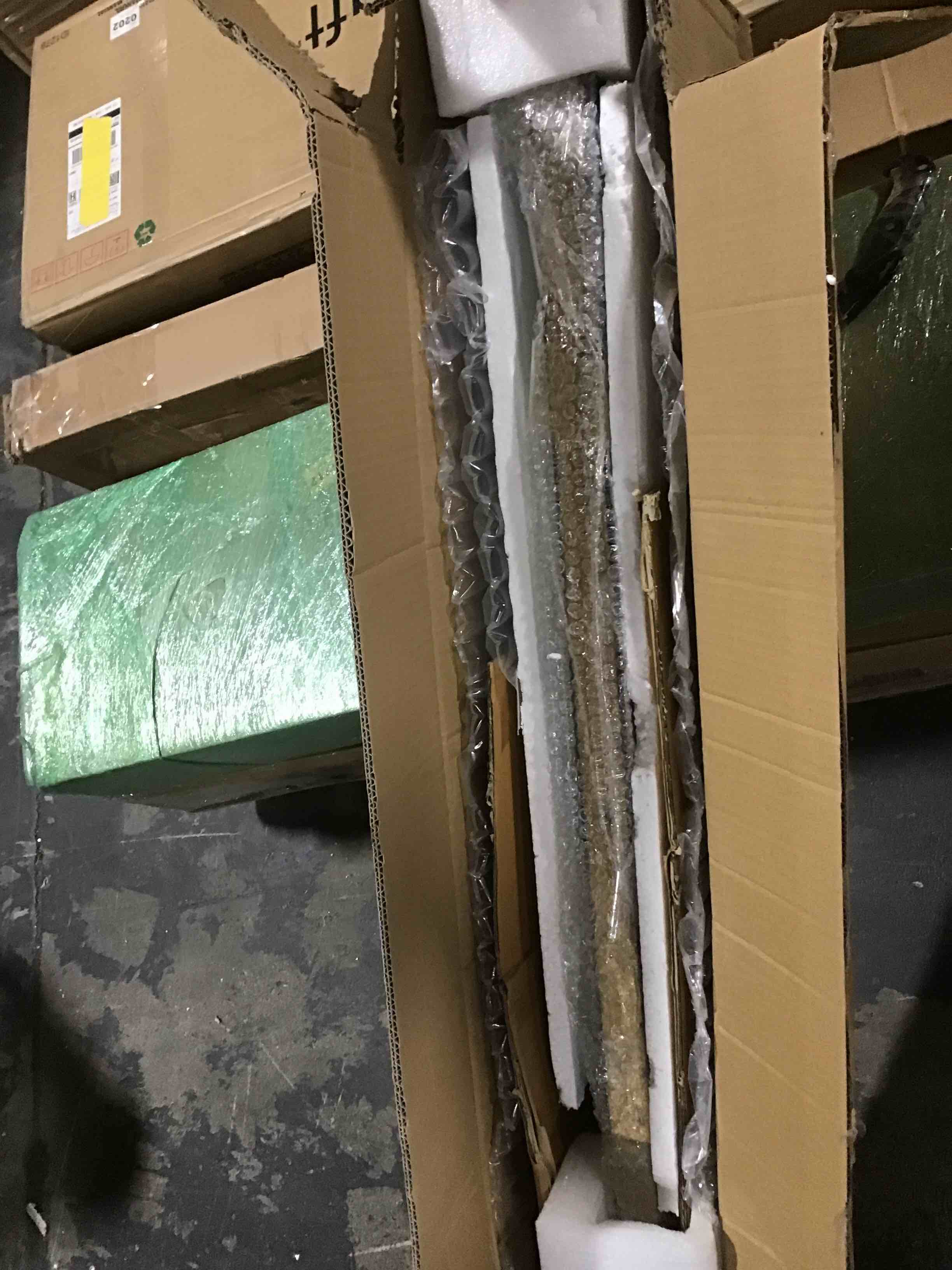 https://s3.amazonaws.com/lotting-images-prod/bidfta/GRN5157186_1702996869141.jpeg