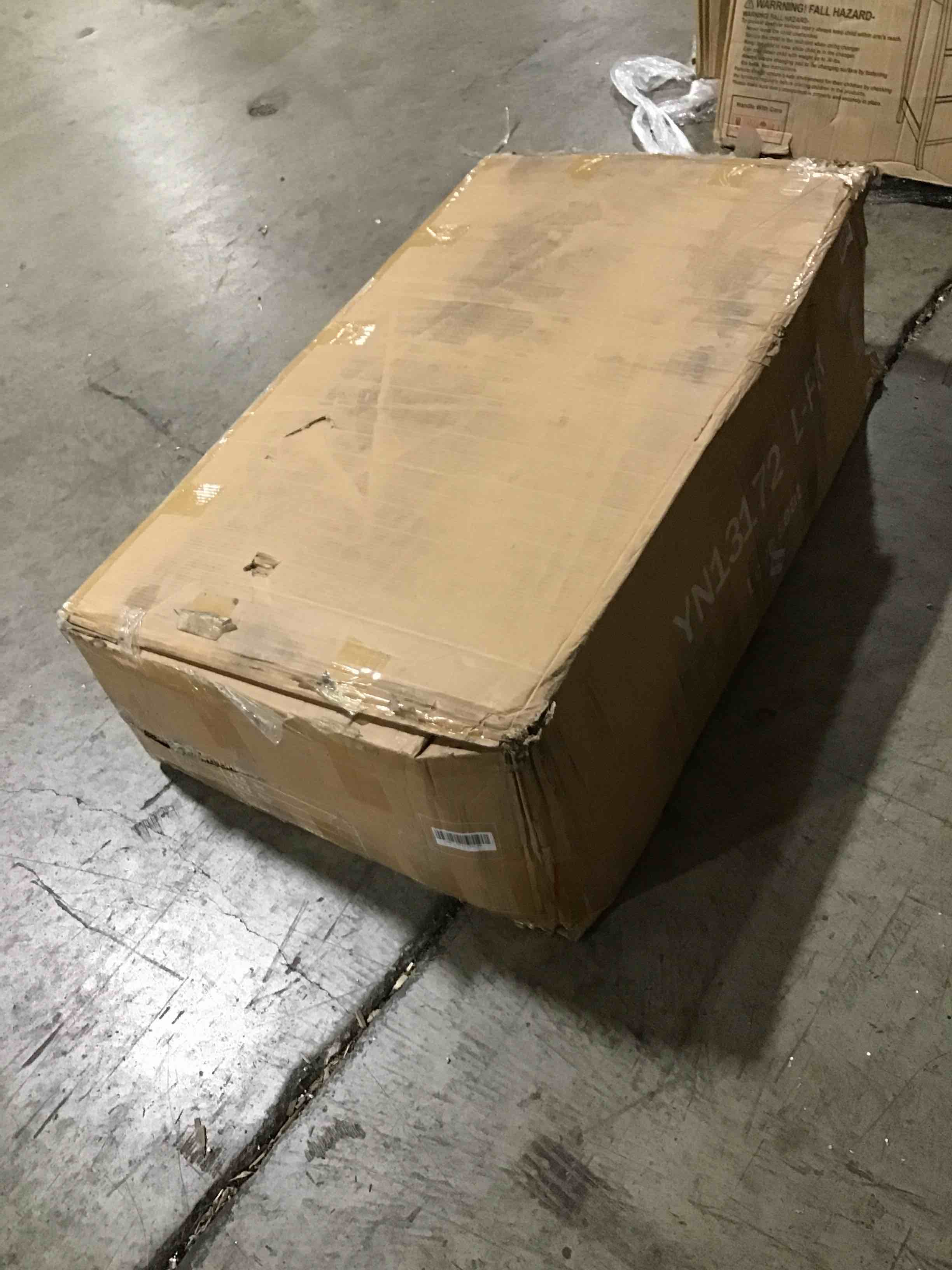 https://s3.amazonaws.com/lotting-images-prod/bidfta/GRN5157918_1697563711891.jpeg