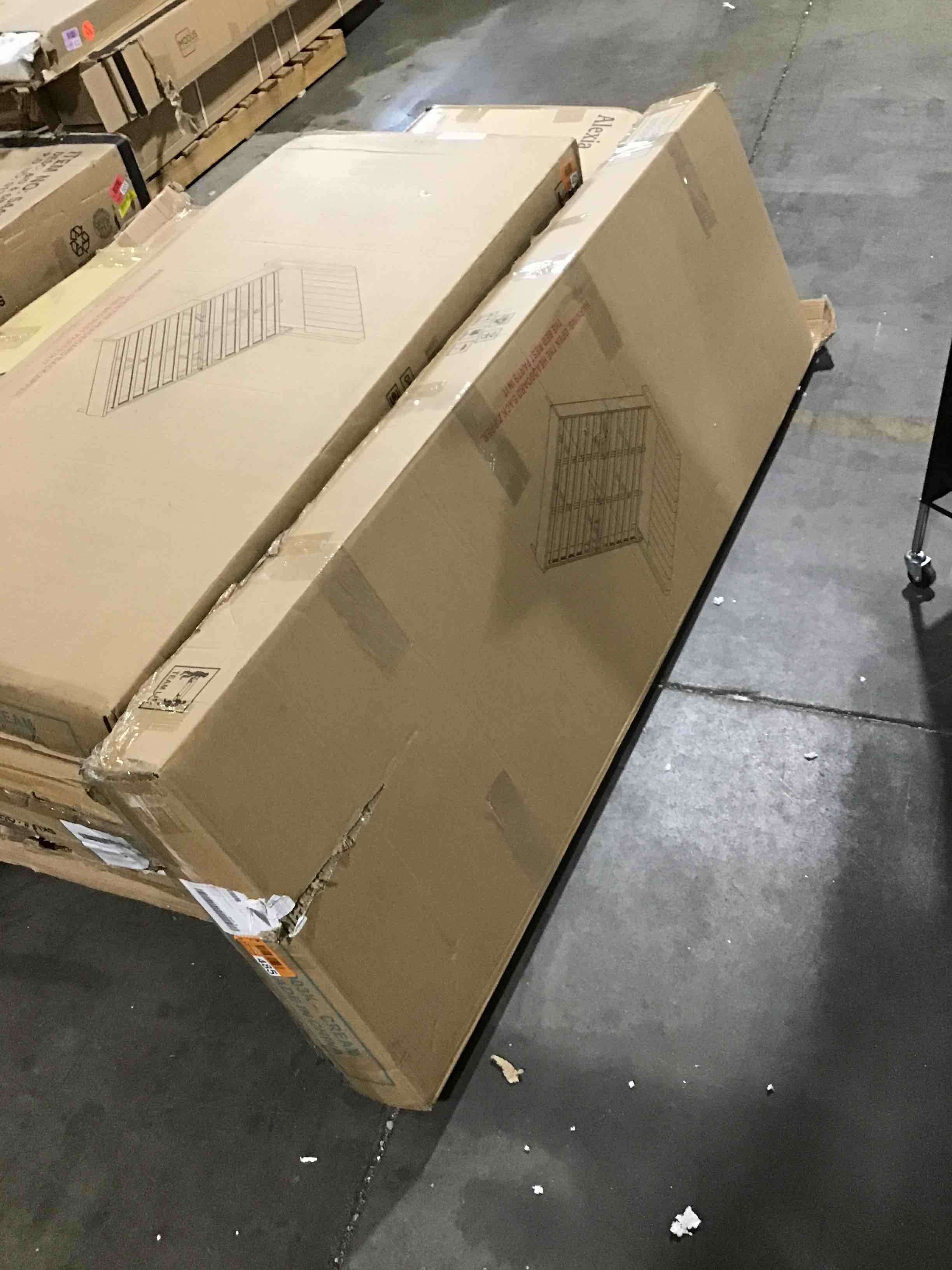 https://s3.amazonaws.com/lotting-images-prod/bidfta/GRN5157943_1697570429003.jpeg
