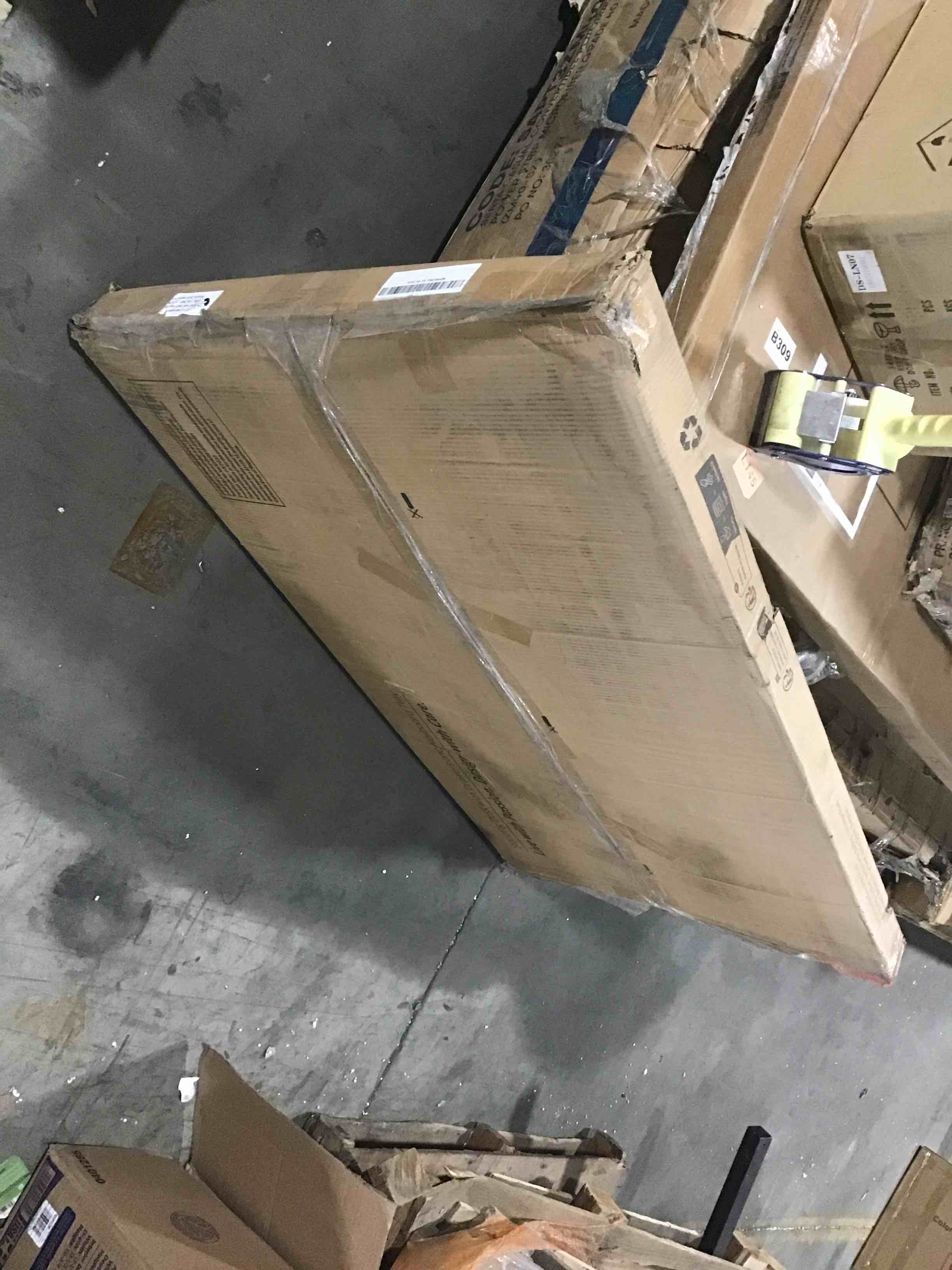 https://s3.amazonaws.com/lotting-images-prod/bidfta/GRN5160625_1696611361255.jpeg