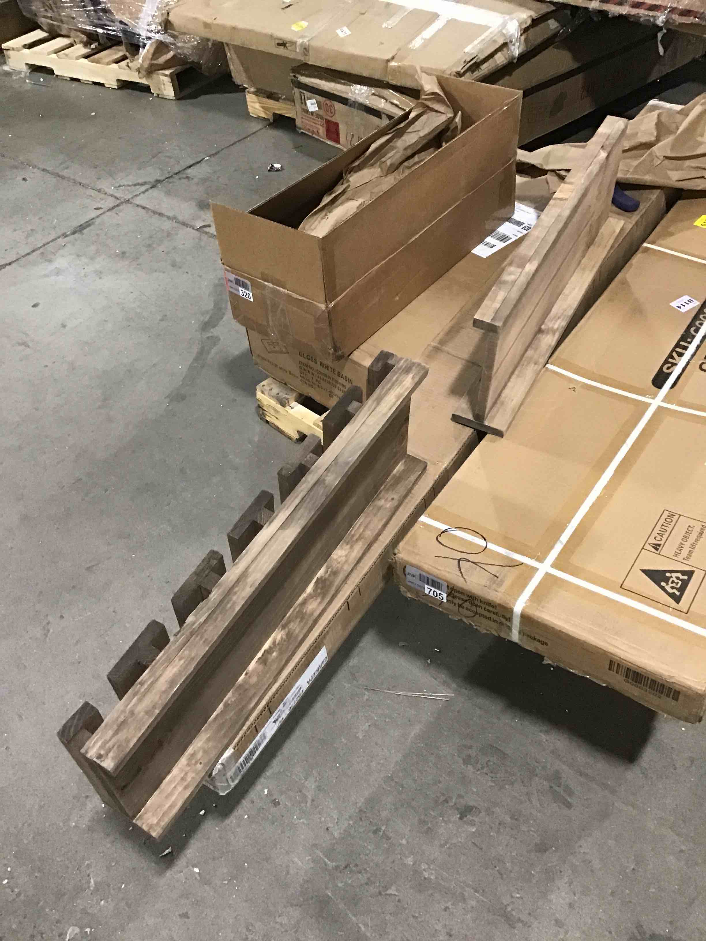 https://s3.amazonaws.com/lotting-images-prod/bidfta/GRN5160909_1697122913833.jpeg