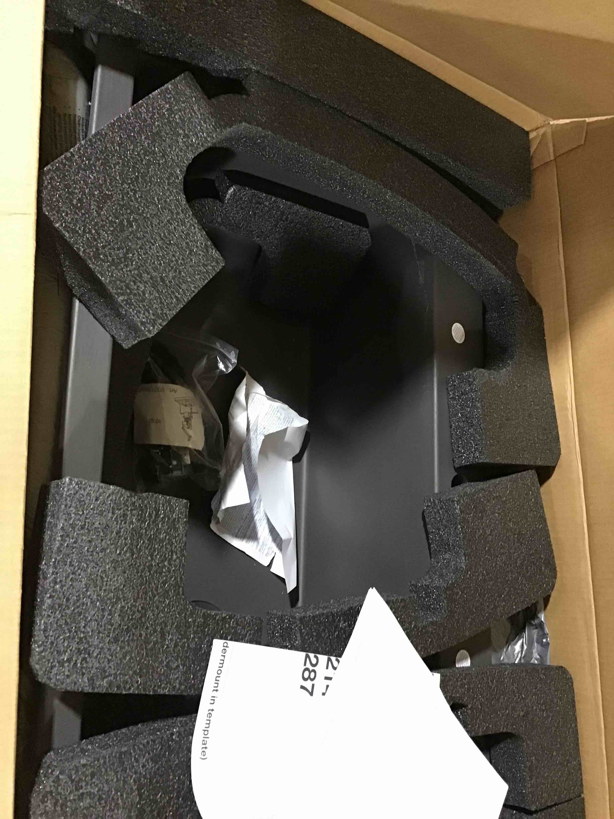https://s3.amazonaws.com/lotting-images-prod/bidfta/GRN5161125_1697564287344.jpeg