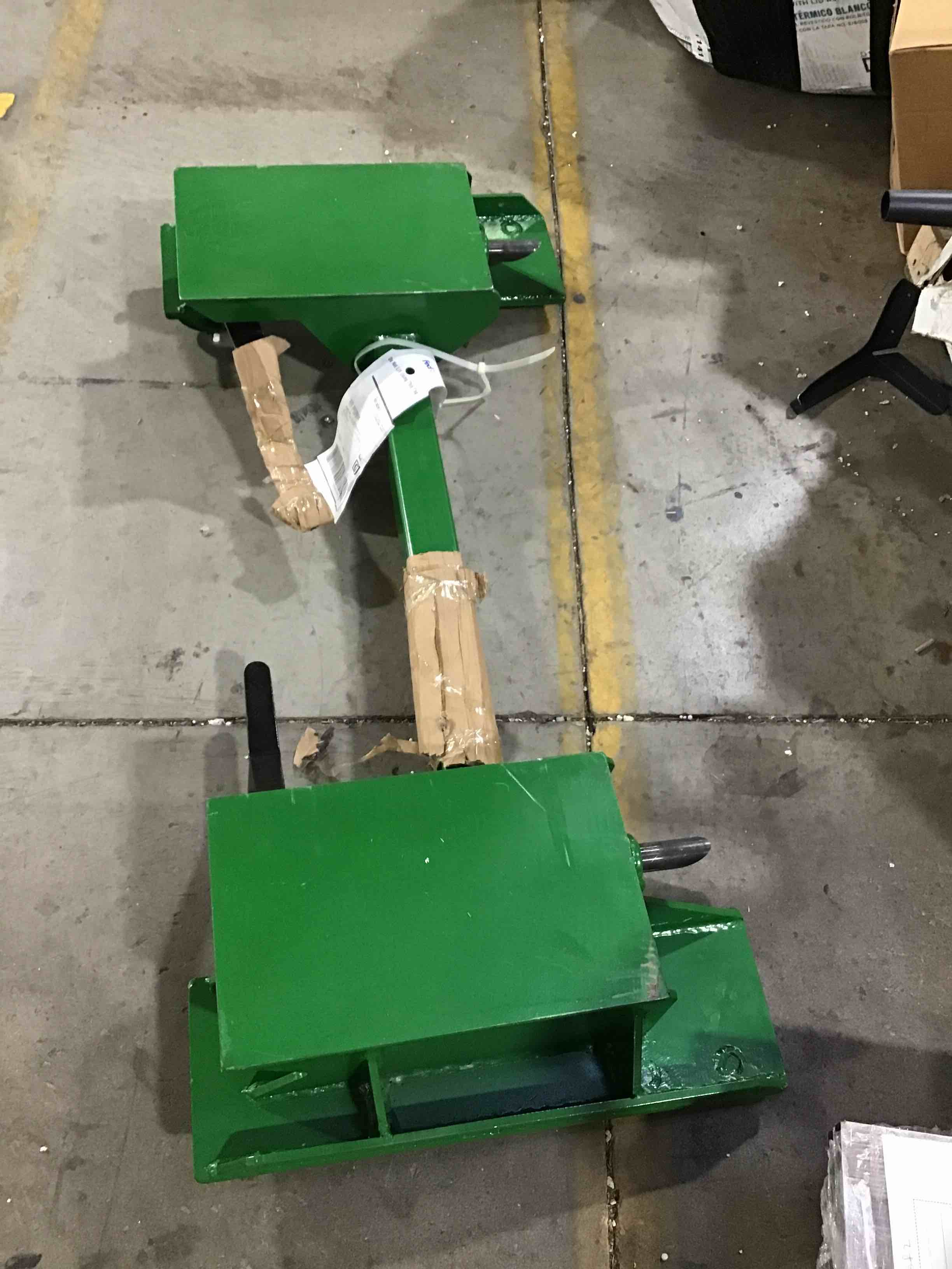 Titan Attachments Quick Tach Adapter Fits John Deere Tractors to