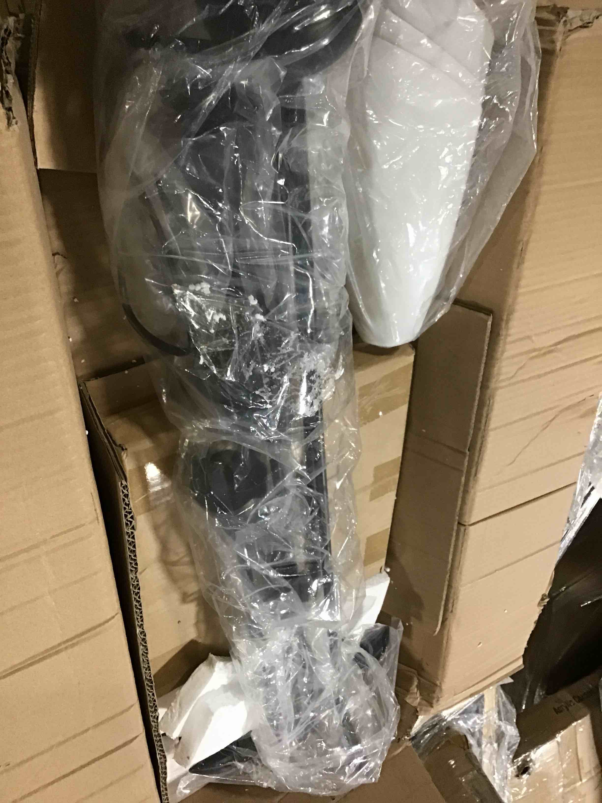 https://s3.amazonaws.com/lotting-images-prod/bidfta/GRN5166935_1696606355337.jpeg