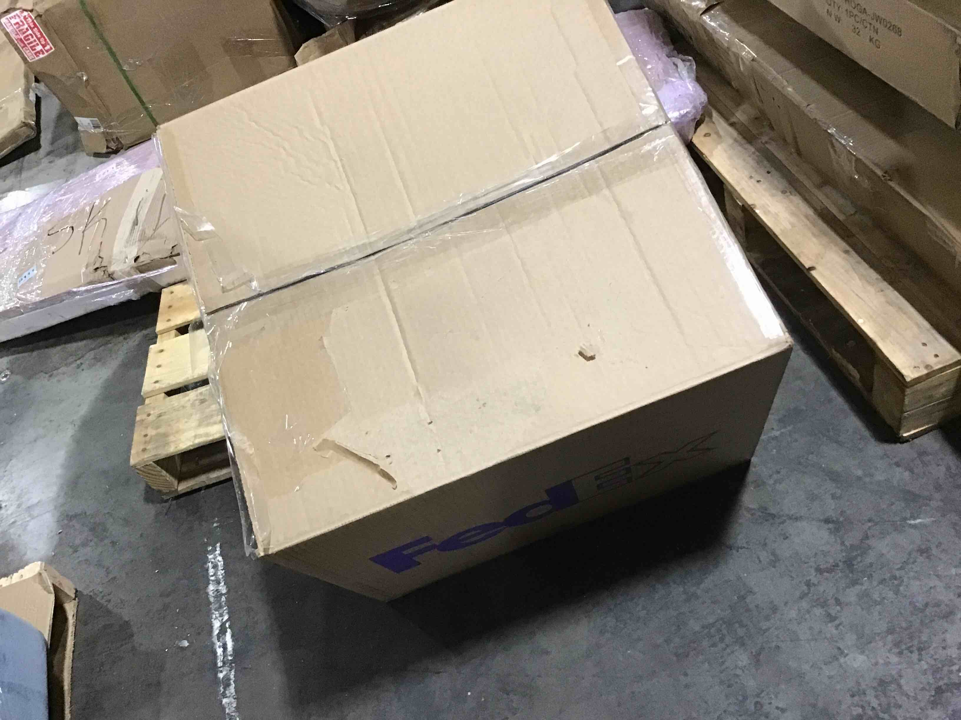 https://s3.amazonaws.com/lotting-images-prod/bidfta/GRN5166987_1696617143536.jpeg