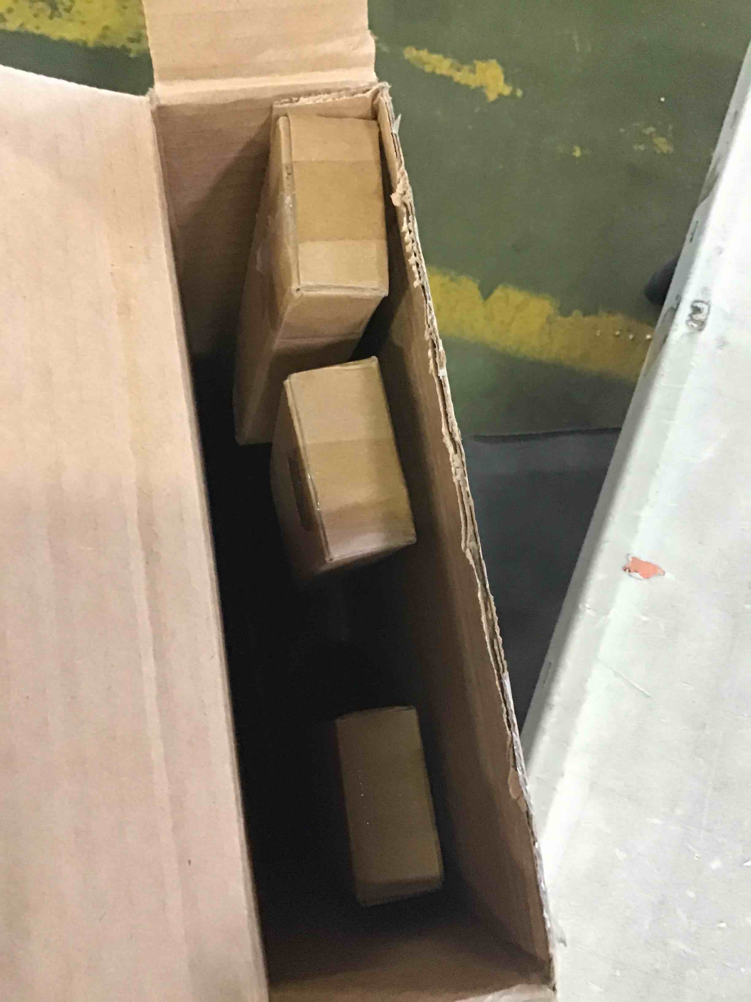 https://s3.amazonaws.com/lotting-images-prod/bidfta/GRN5173020_1696355562894.jpeg