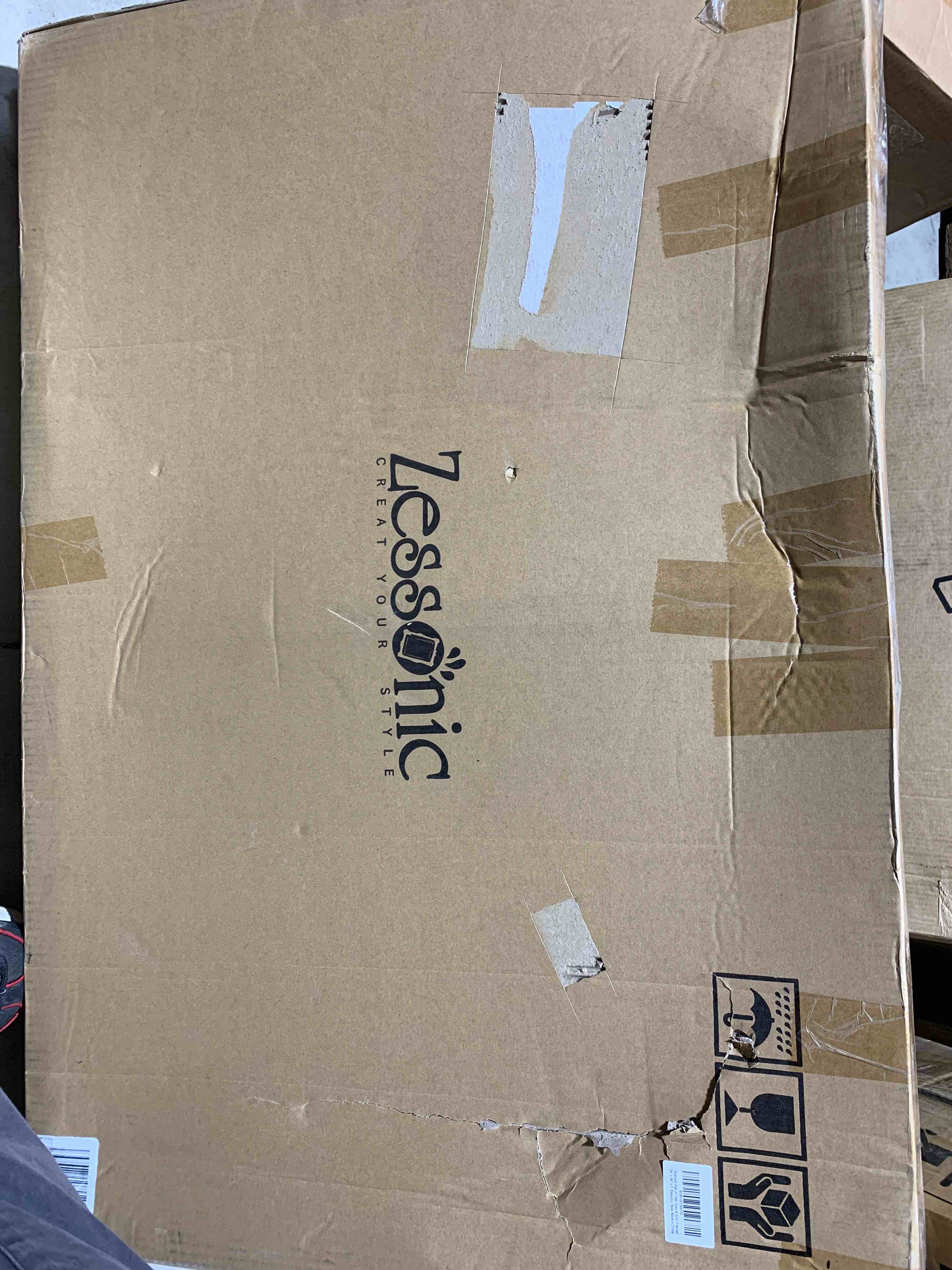 https://s3.amazonaws.com/lotting-images-prod/bidfta/GRN5175285_1706669492489.jpeg