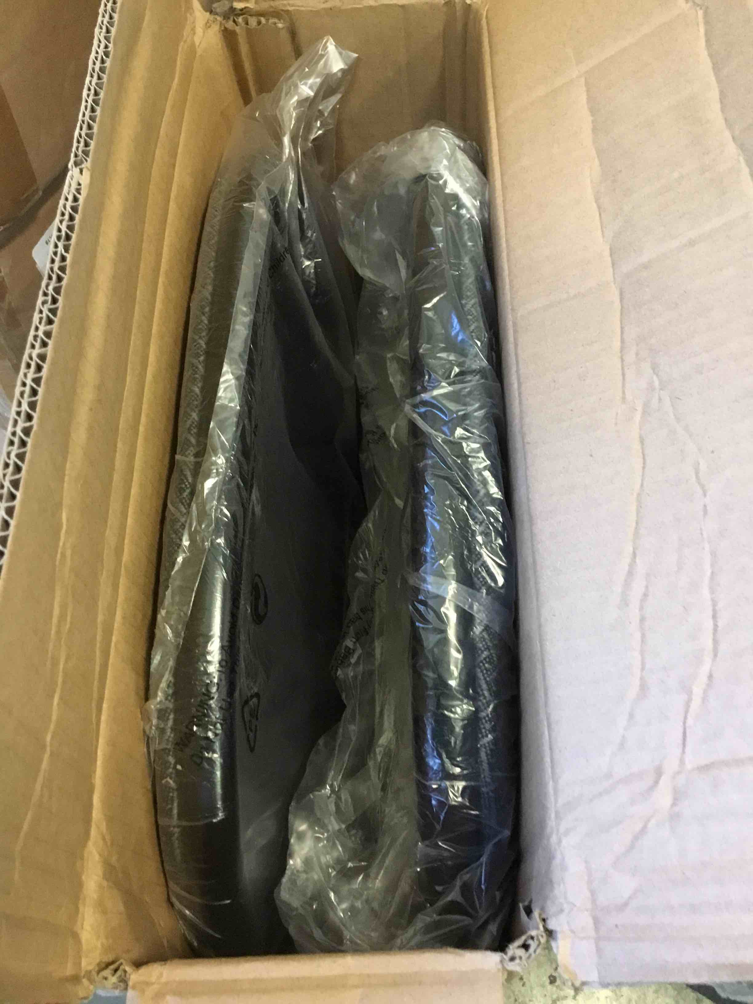 https://s3.amazonaws.com/lotting-images-prod/bidfta/GRN5176523_1696261034178.jpeg