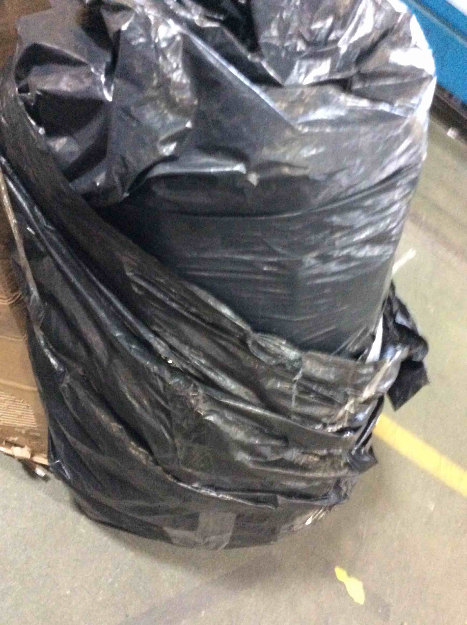 https://s3.amazonaws.com/lotting-images-prod/bidfta/GRN5179697_1696861996942.jpeg