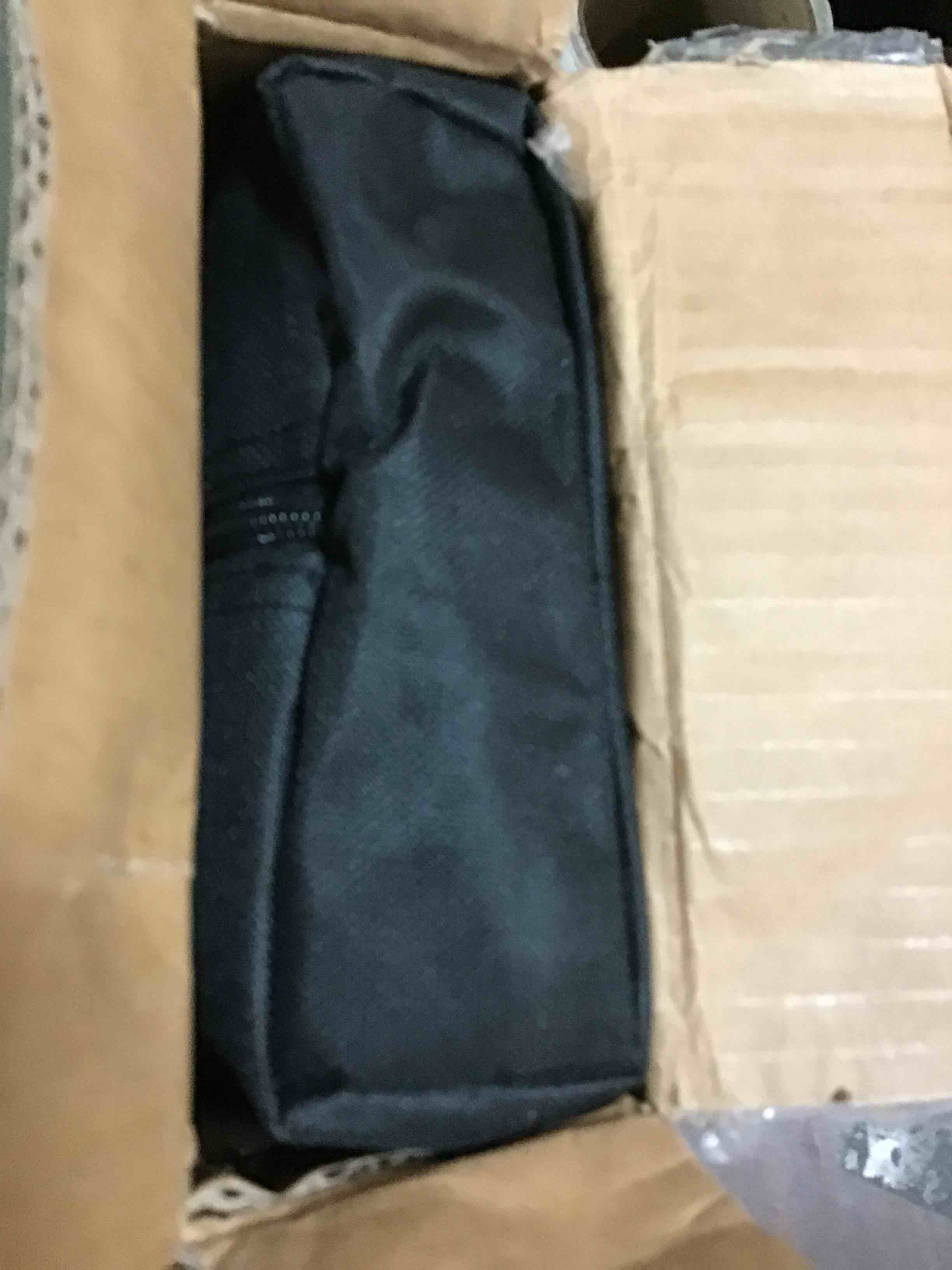 https://s3.amazonaws.com/lotting-images-prod/bidfta/GRN5179769_1696874632289.jpeg