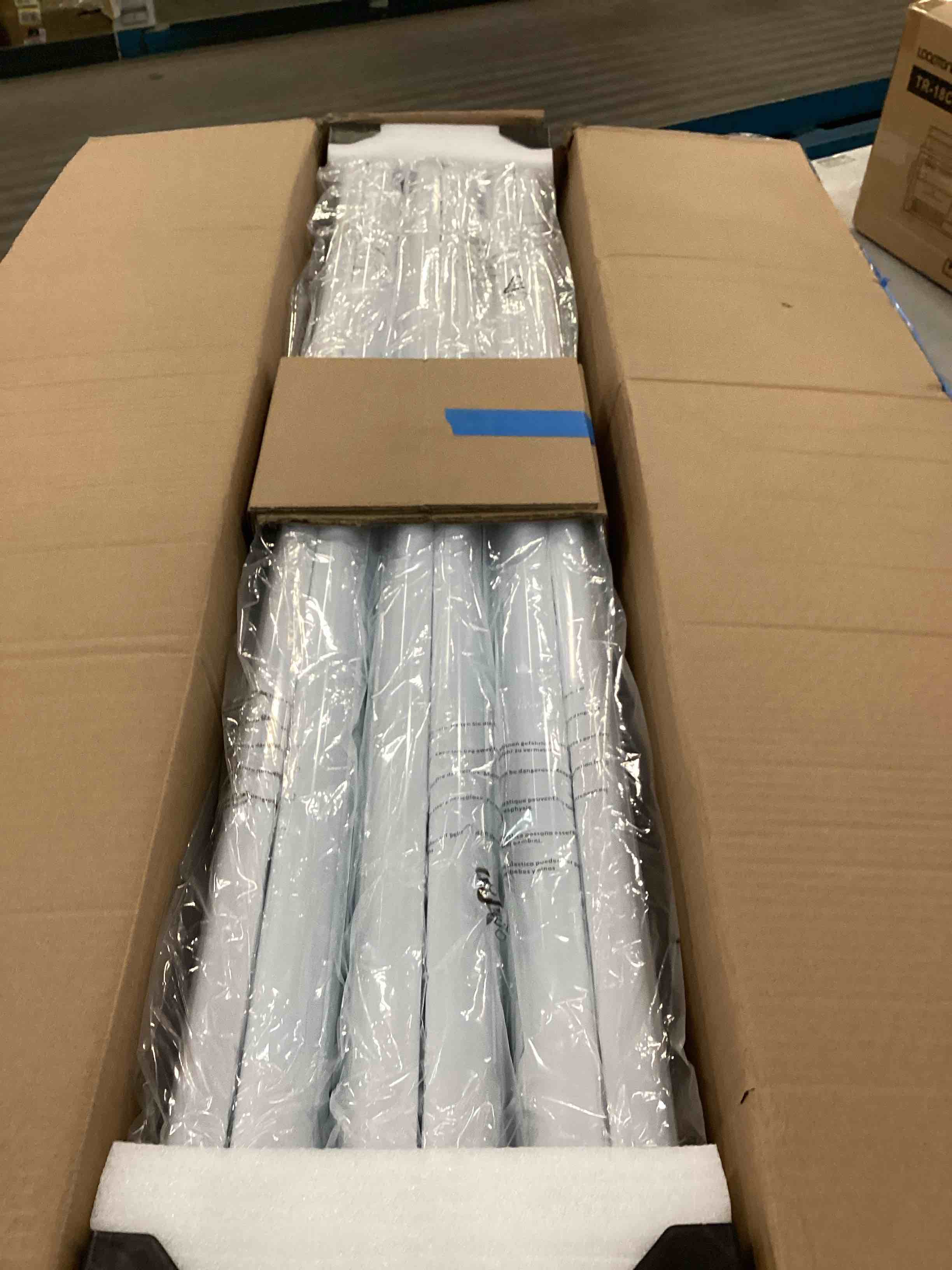 https://s3.amazonaws.com/lotting-images-prod/bidfta/GRN5181034_1721097971791.jpeg