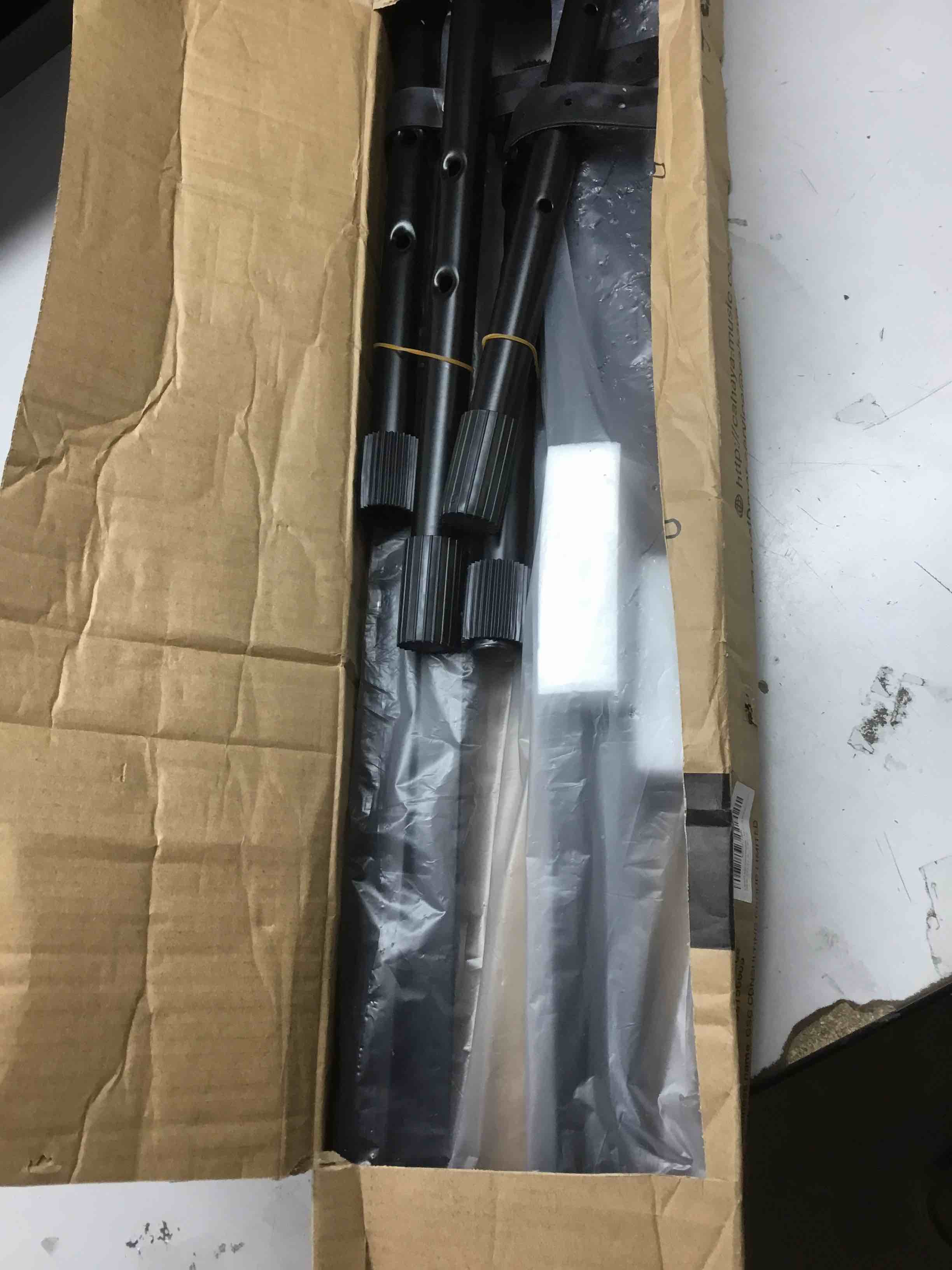 https://s3.amazonaws.com/lotting-images-prod/bidfta/GRN5182433_1708008906956.jpeg
