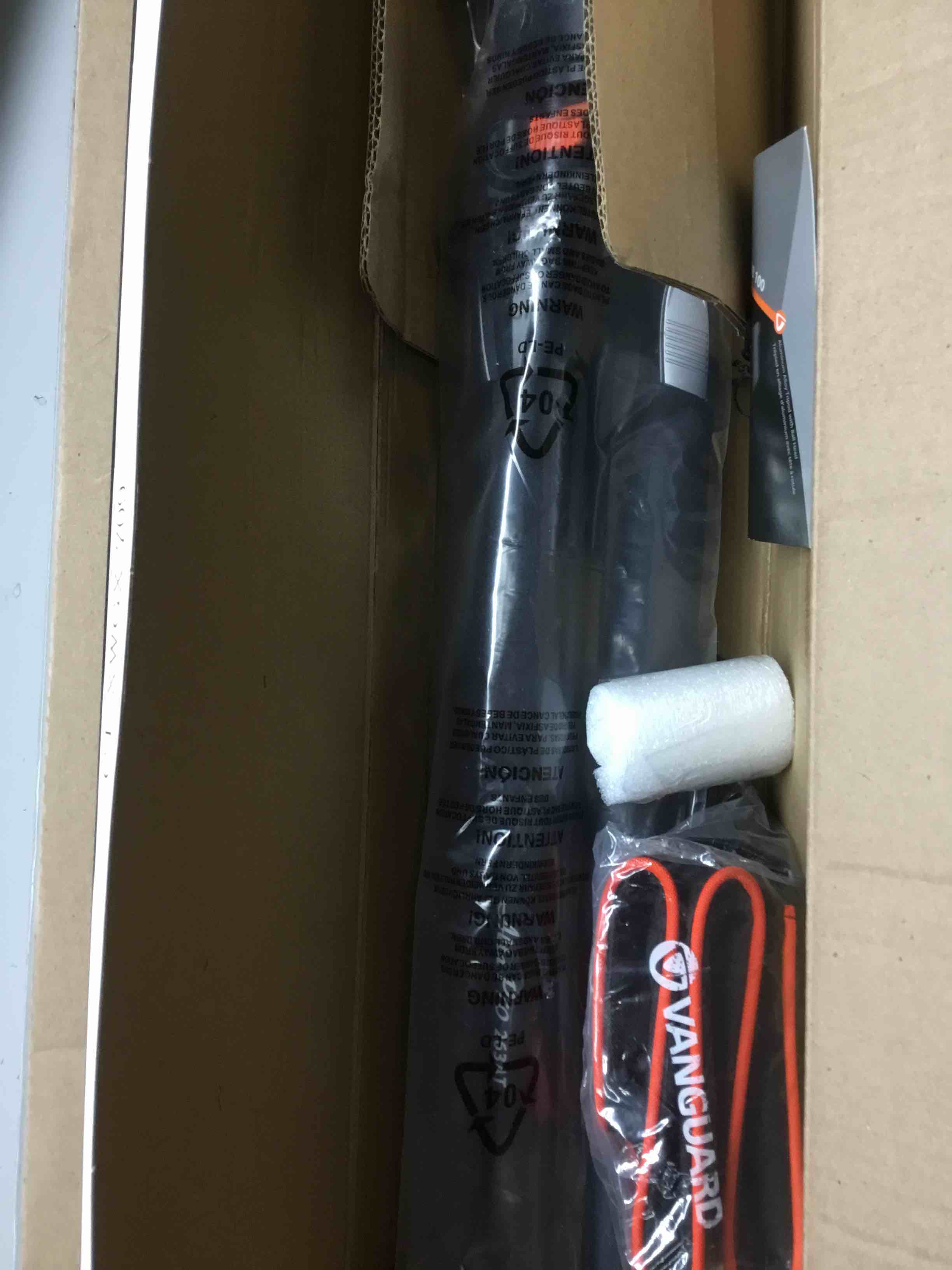 https://s3.amazonaws.com/lotting-images-prod/bidfta/GRN5182472_1708021625913.jpeg