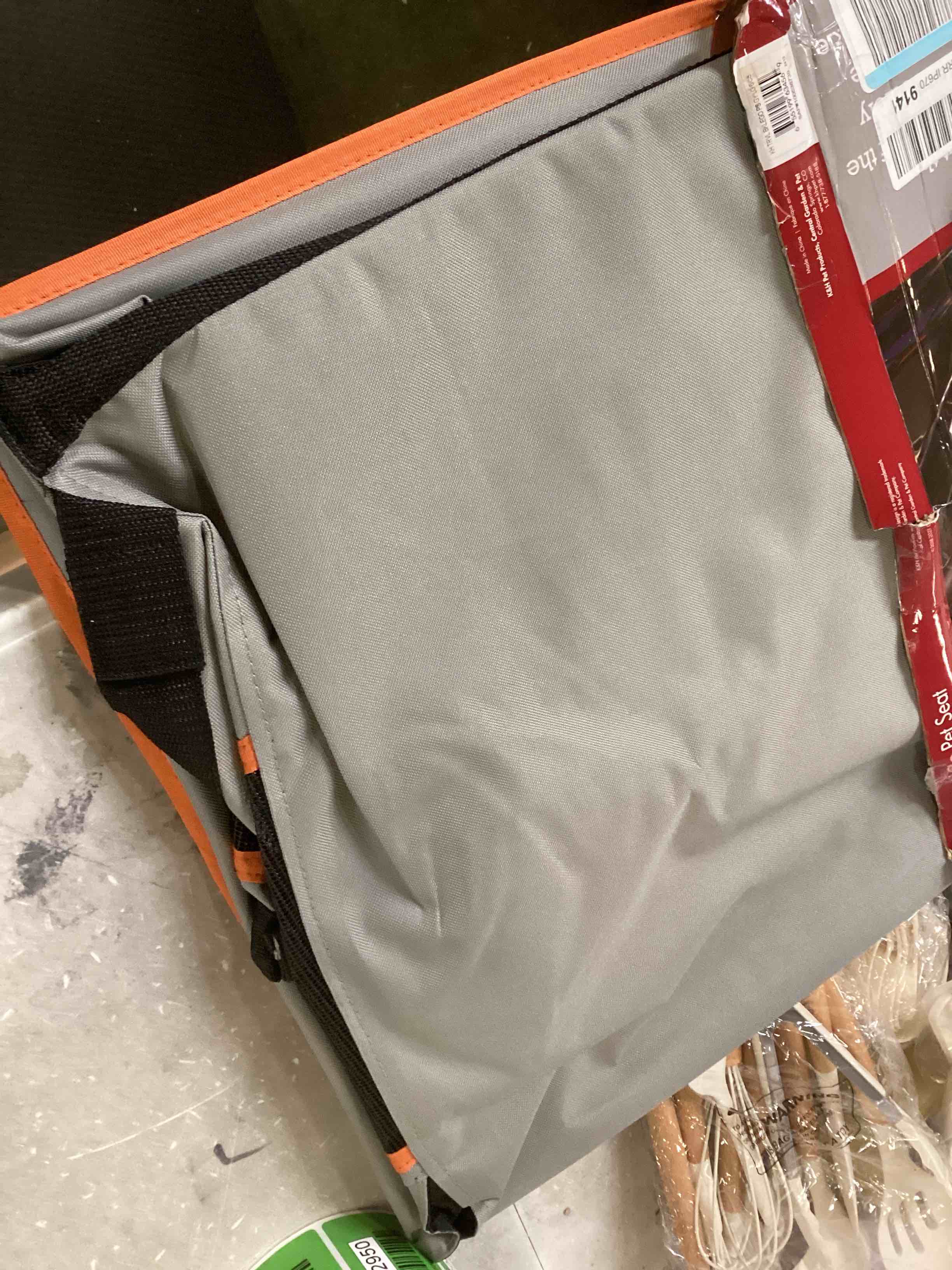https://s3.amazonaws.com/lotting-images-prod/bidfta/GRN5182943_1721323743984.jpeg