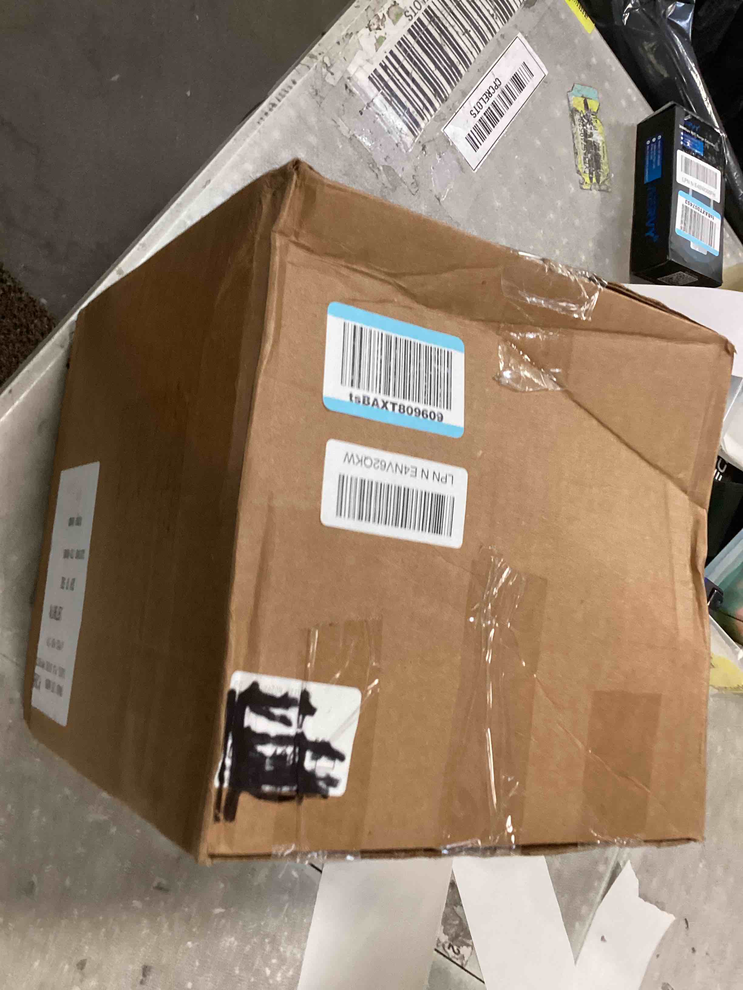 https://s3.amazonaws.com/lotting-images-prod/bidfta/GRN5183239_1721653733151.jpeg