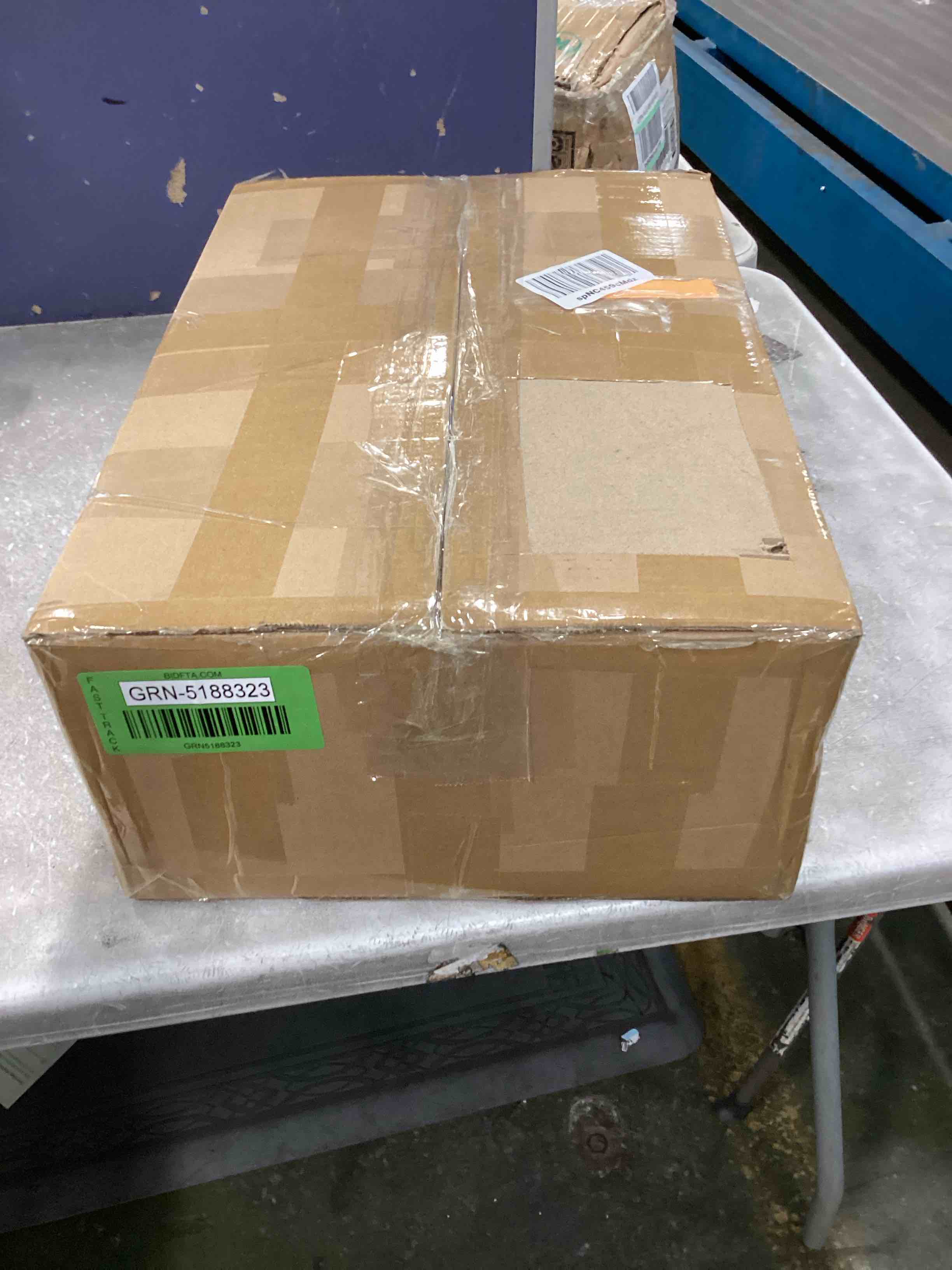 https://s3.amazonaws.com/lotting-images-prod/bidfta/GRN5188323_1721252964917.jpeg